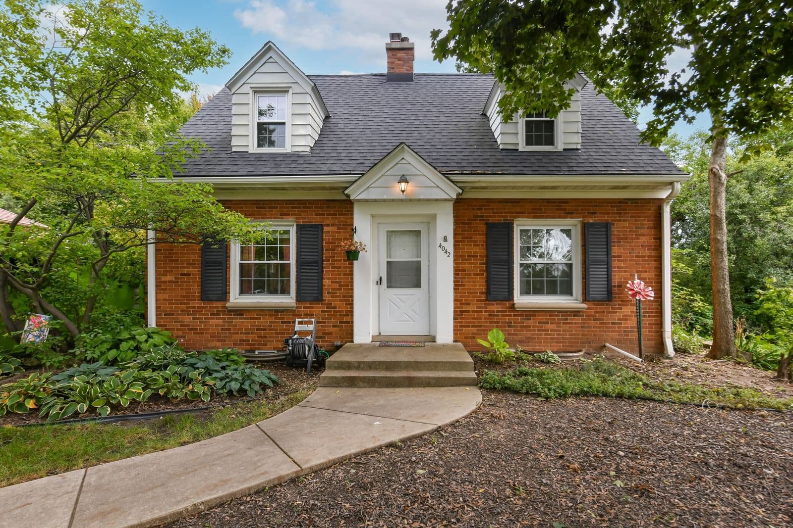 4042 111th St, Wauwatosa, WI 53222 2