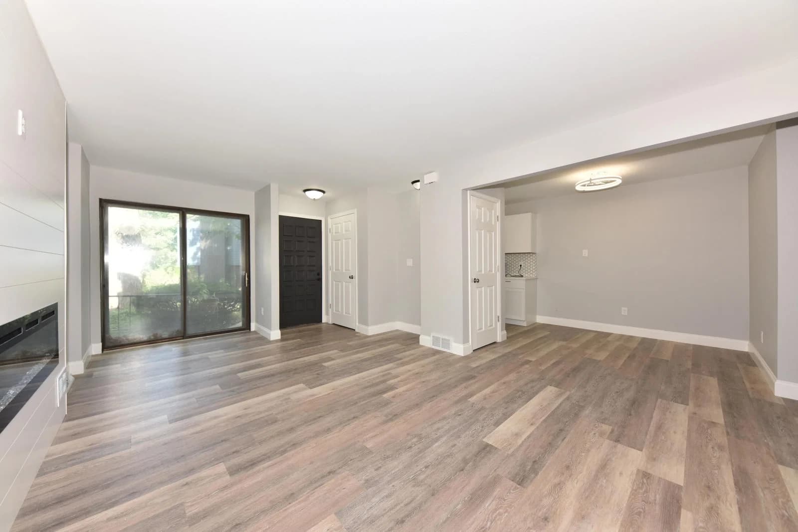 8588 Servite Dr 4