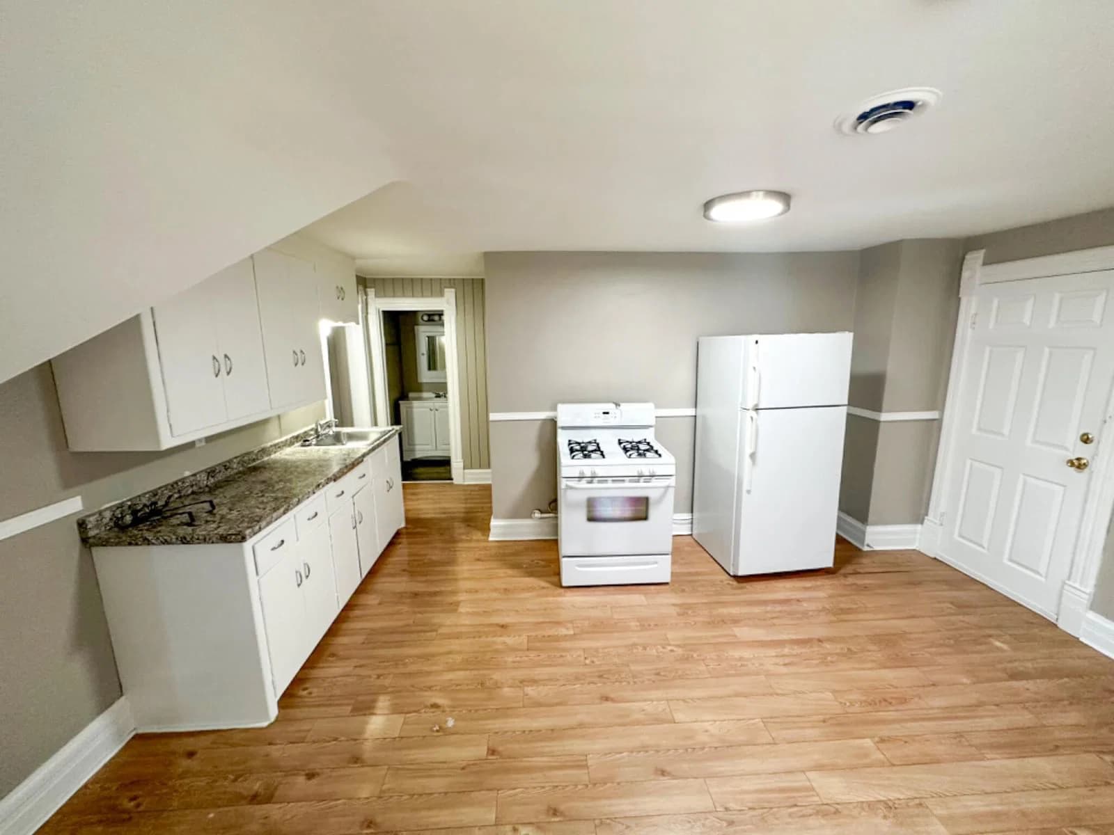 919 Minnesota Ave 5