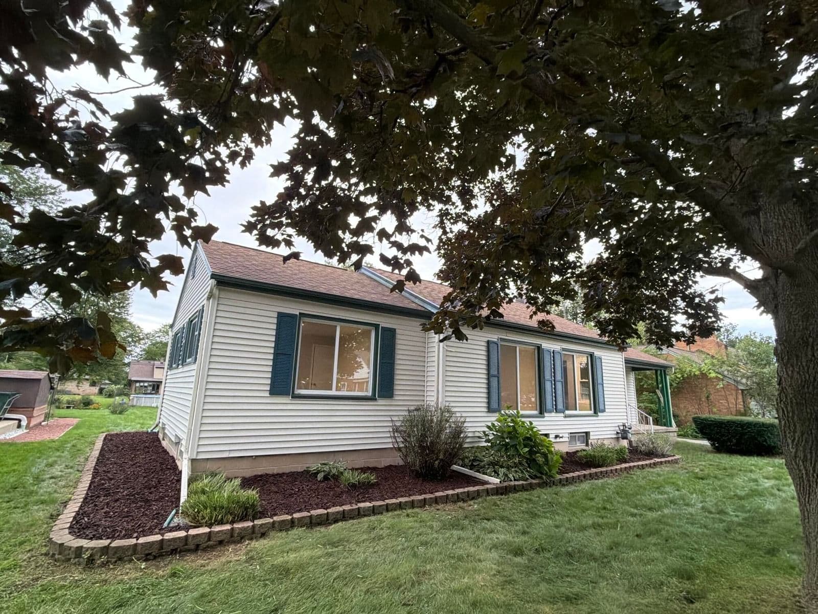 4550 103rd St, Wauwatosa, WI 53225 2