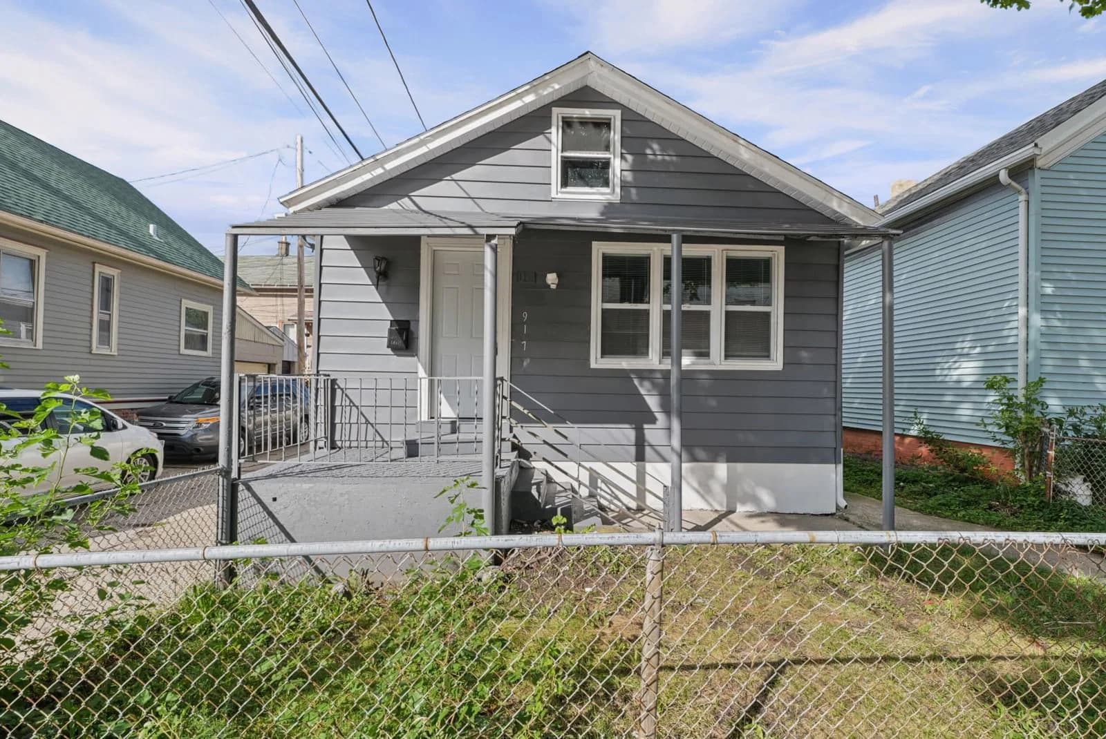 917 9th St, Milwaukee, WI 53204