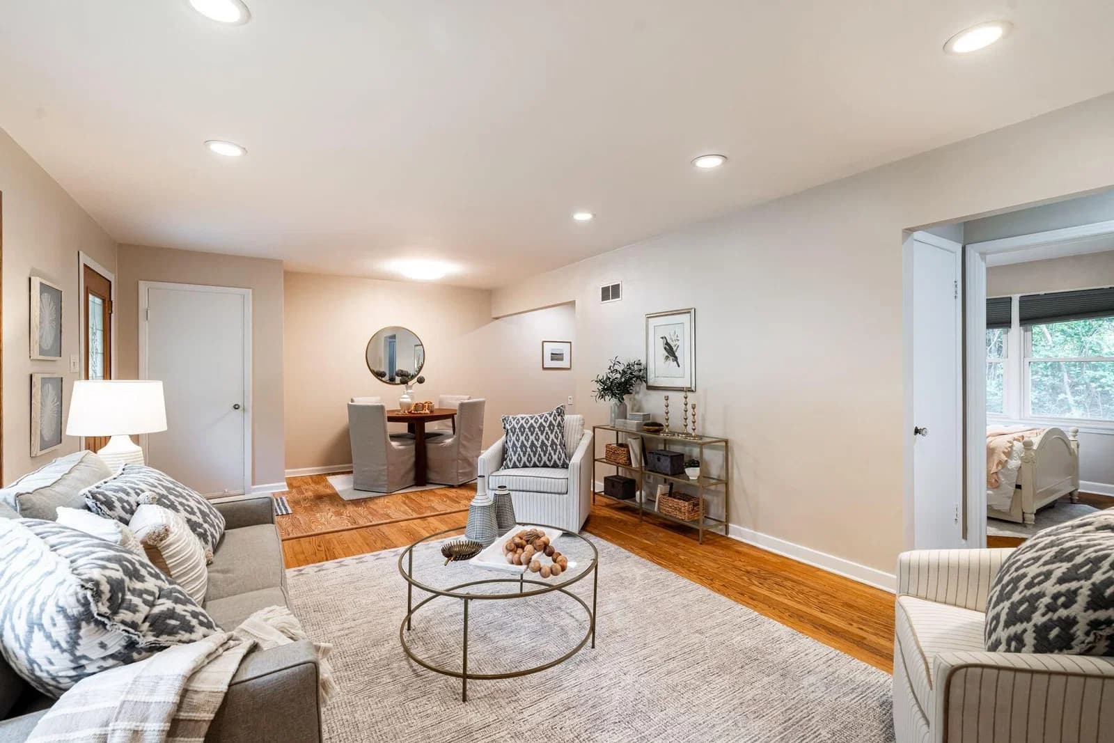 3278 106th St, Wauwatosa, WI 53222 3