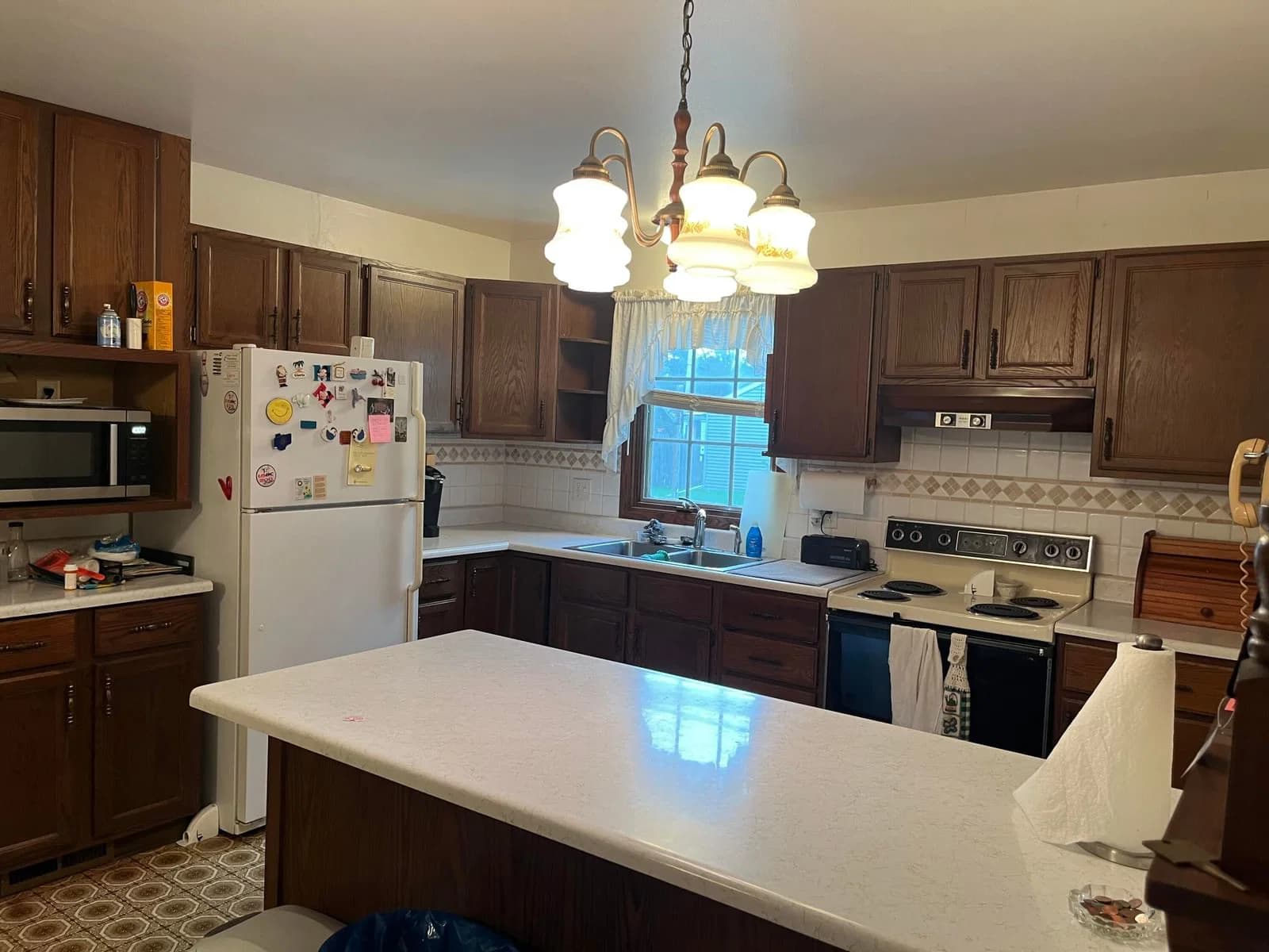 1224 Alan Rd, Oak Creek, WI 53154 2