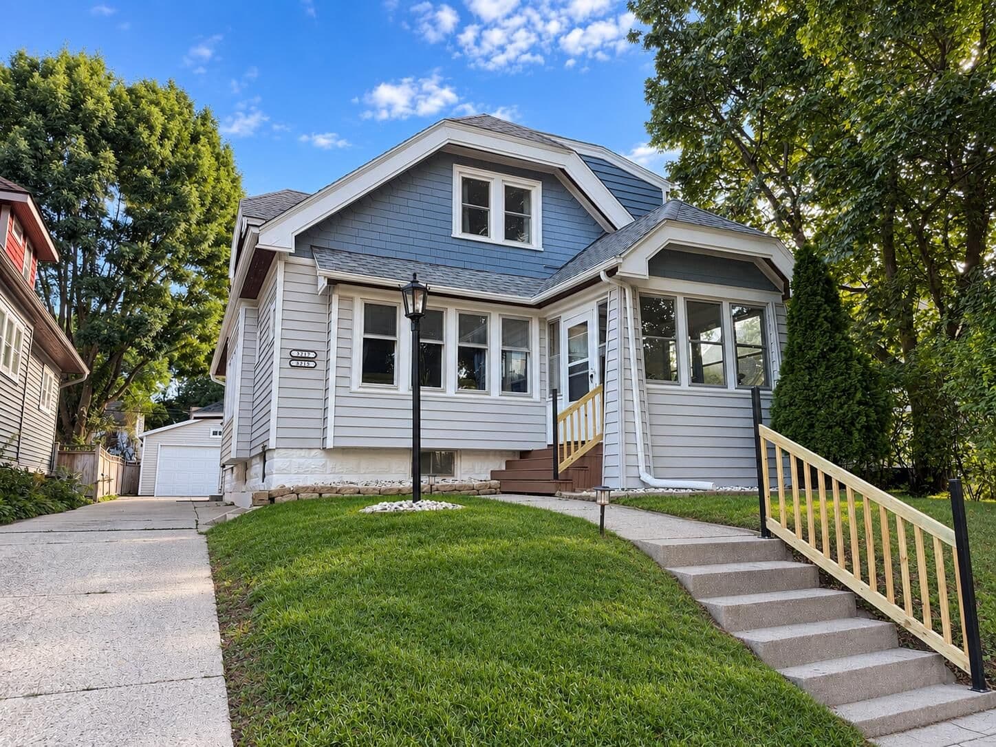 8215-8217 Portland Ave, Wauwatosa, WI 53213