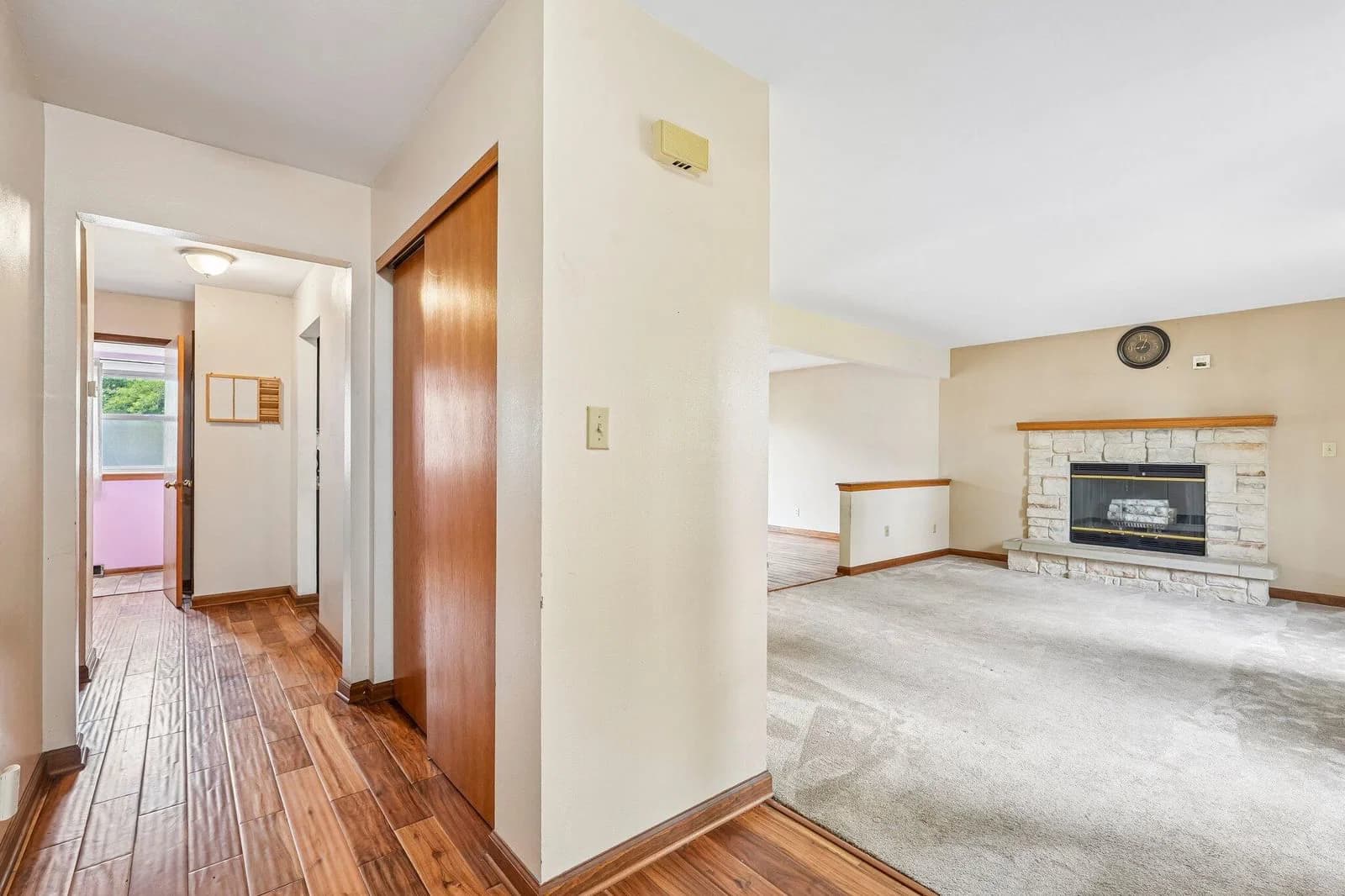 970 Mackinac Ave, Oak Creek, WI 53154 3