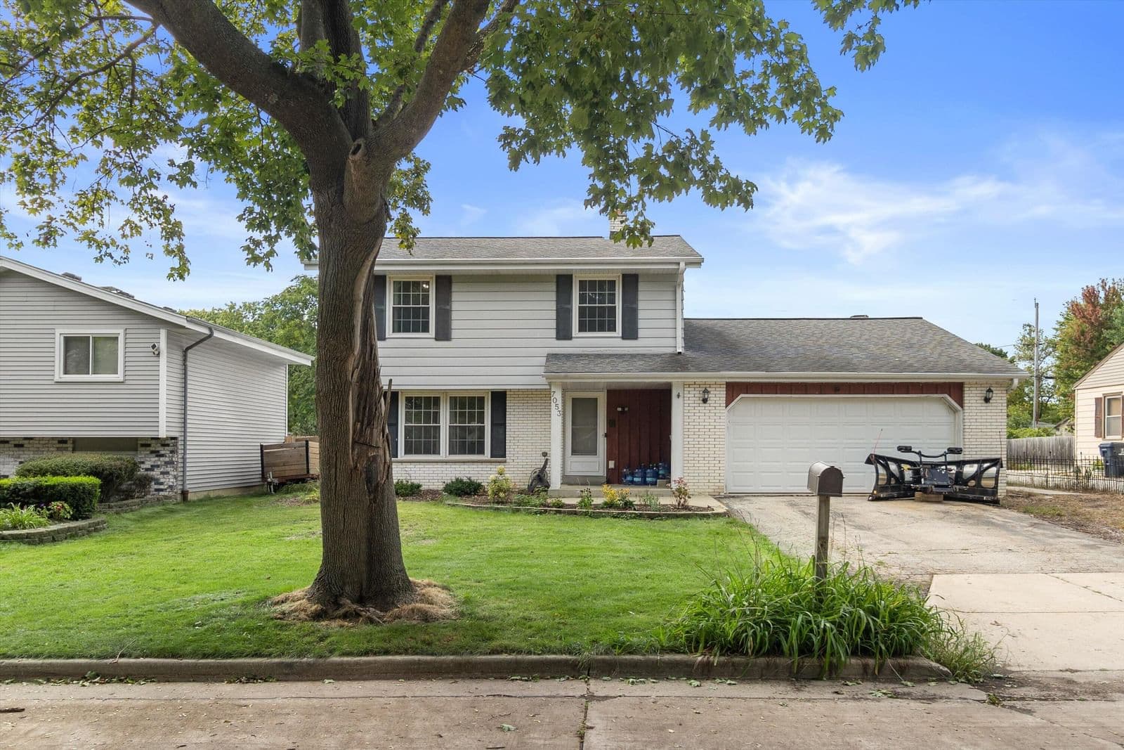7053 45th St, Milwaukee, WI 53223
