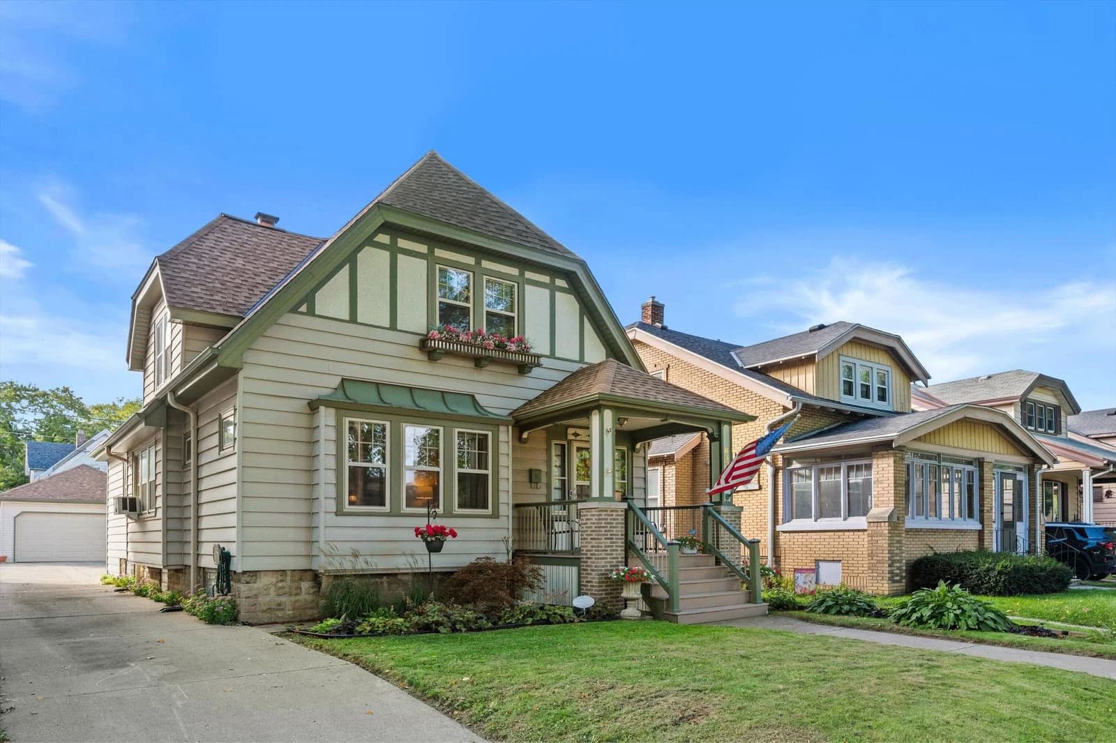 837 17th St, Milwaukee, WI 53204