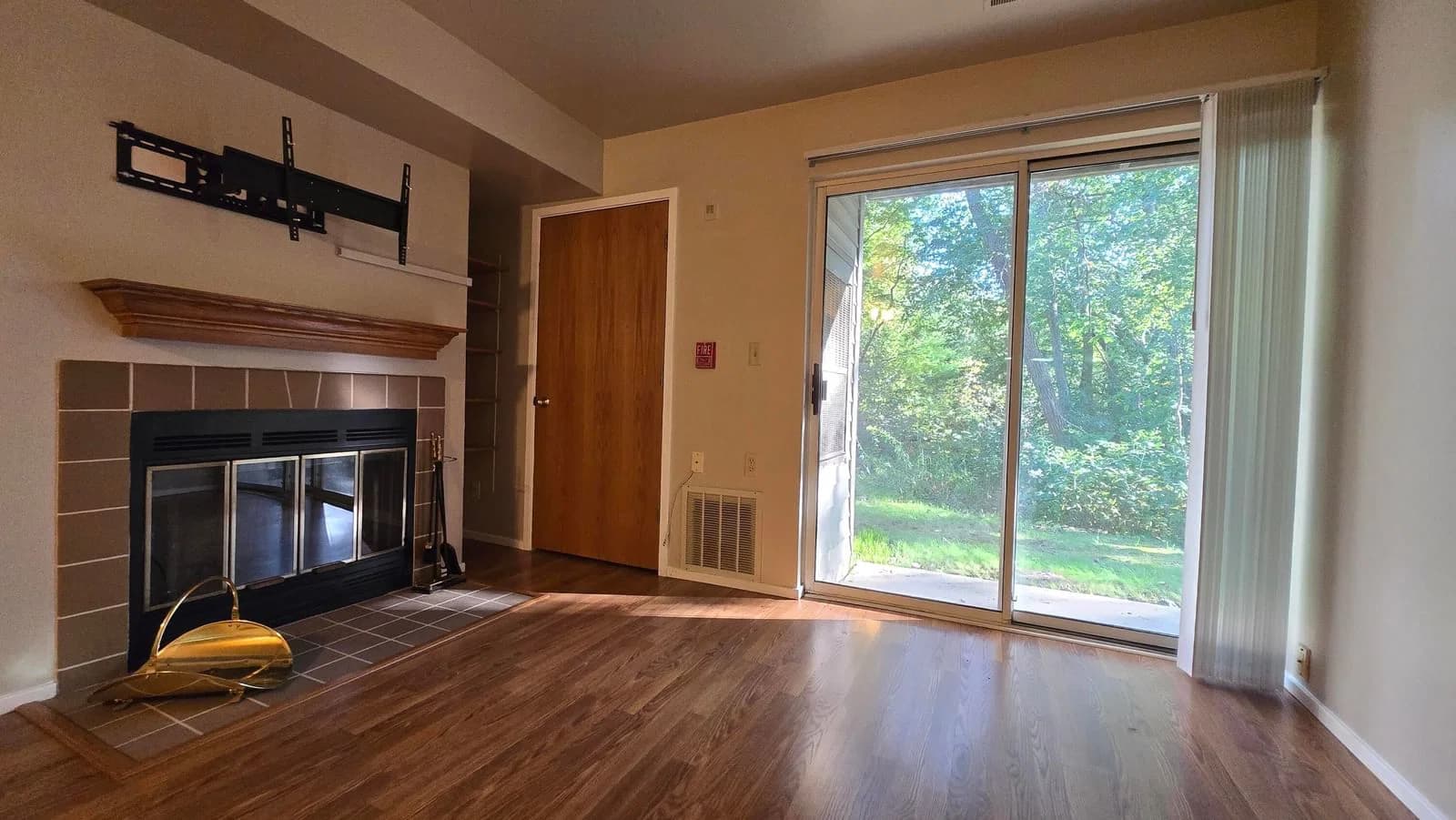 815 Puetz Rd 5