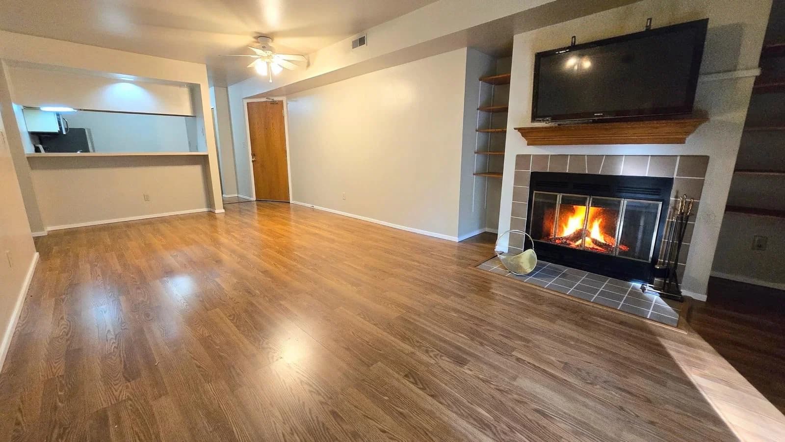 815 Puetz Rd, Oak Creek, WI 53154 3