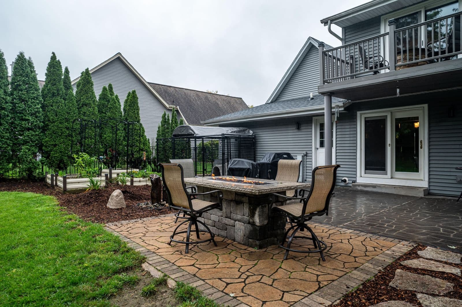 7244 Dover Hill Ct, Franklin, WI 53132 2