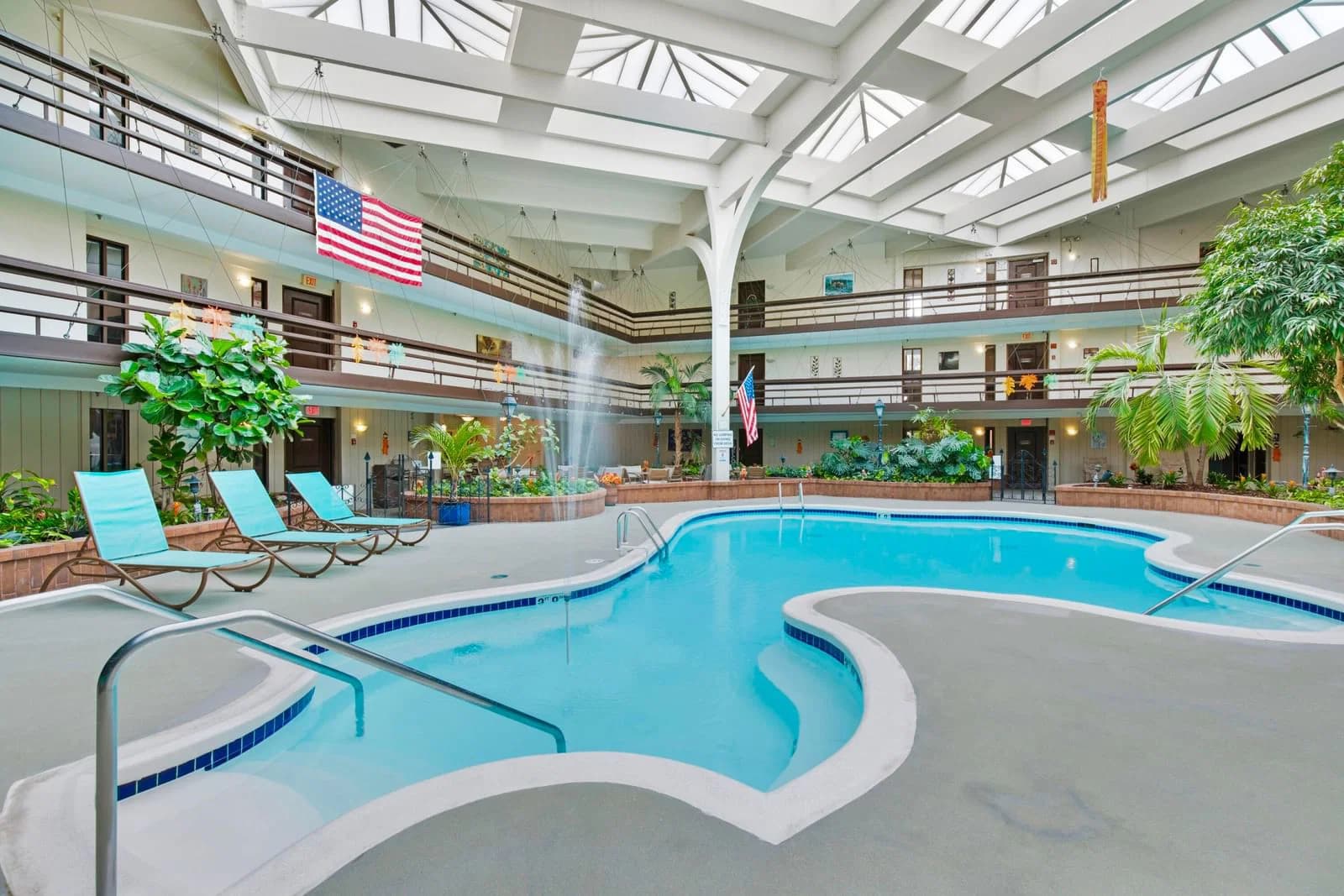 5200 Tuckaway Blvd, Greenfield, WI 53221