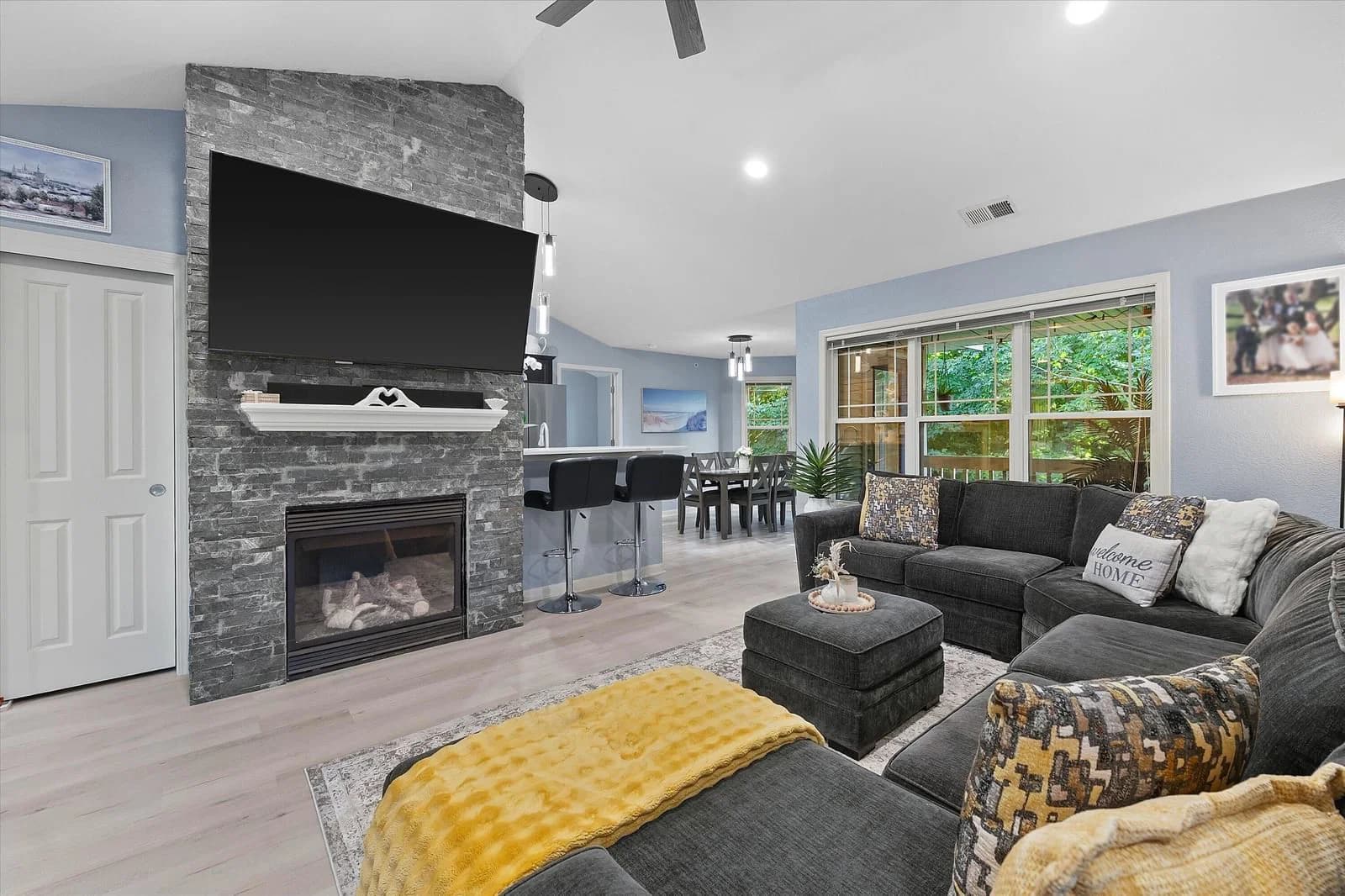 5427 Cobblestone Way, Franklin, WI 53132 3
