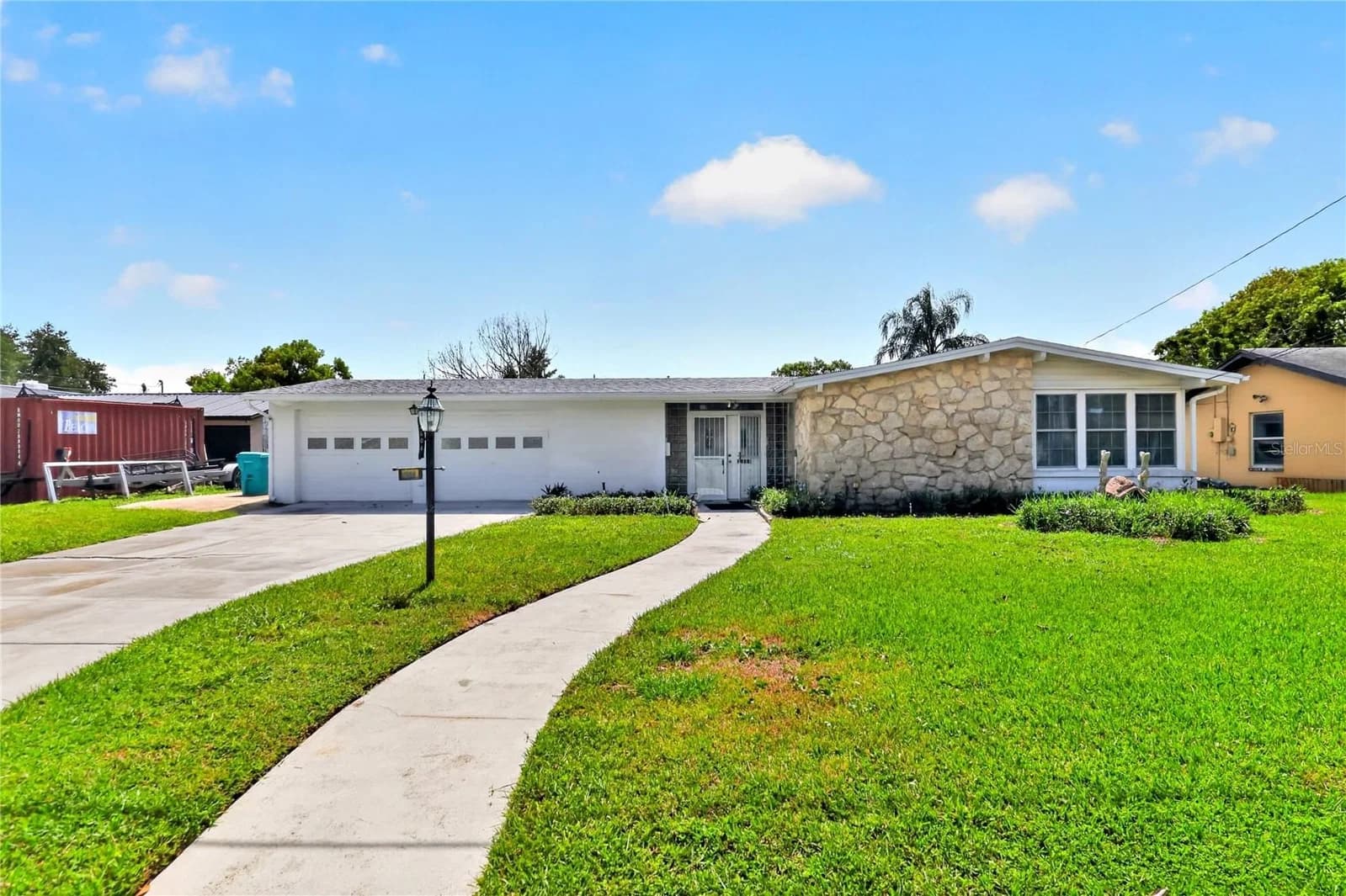 2604 REEF, Orlando, FL 32805