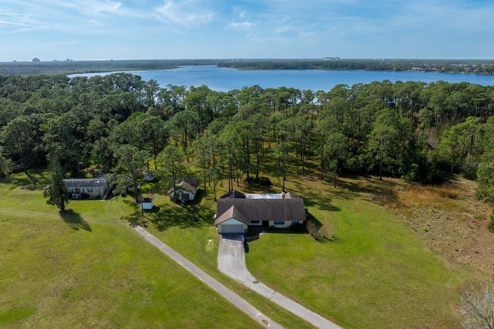 8822 WINTER GARDEN VINELAND Road, Orlando, FL 32836