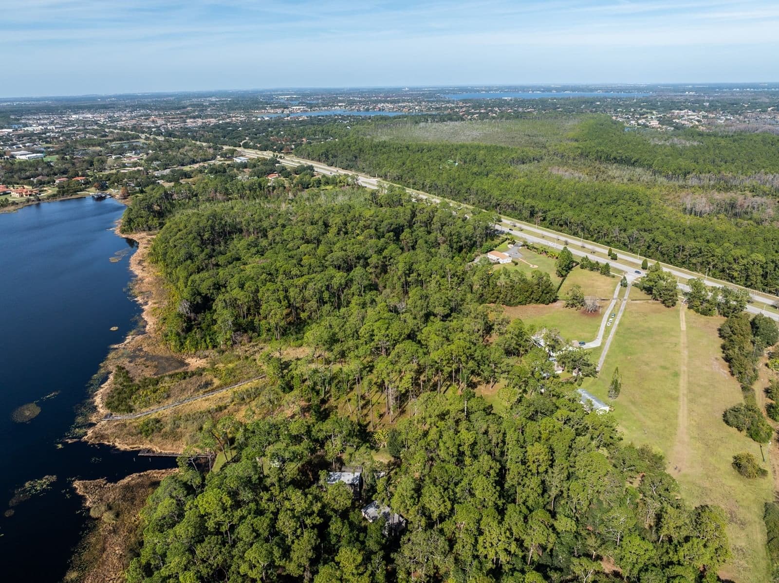 8834 WINTER GARDEN VINELAND Road 4