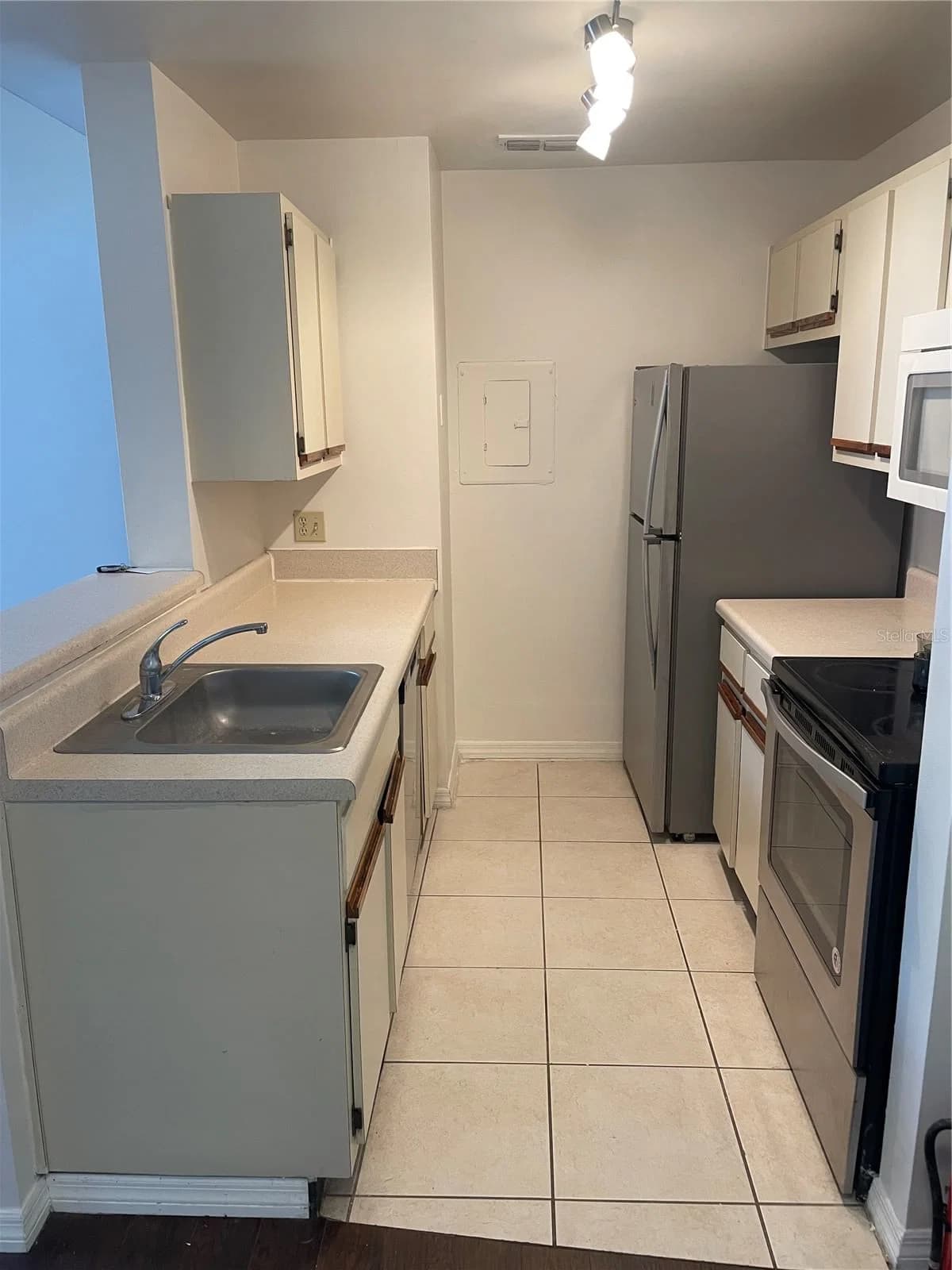 5992 WESTGATE Drive #302 4