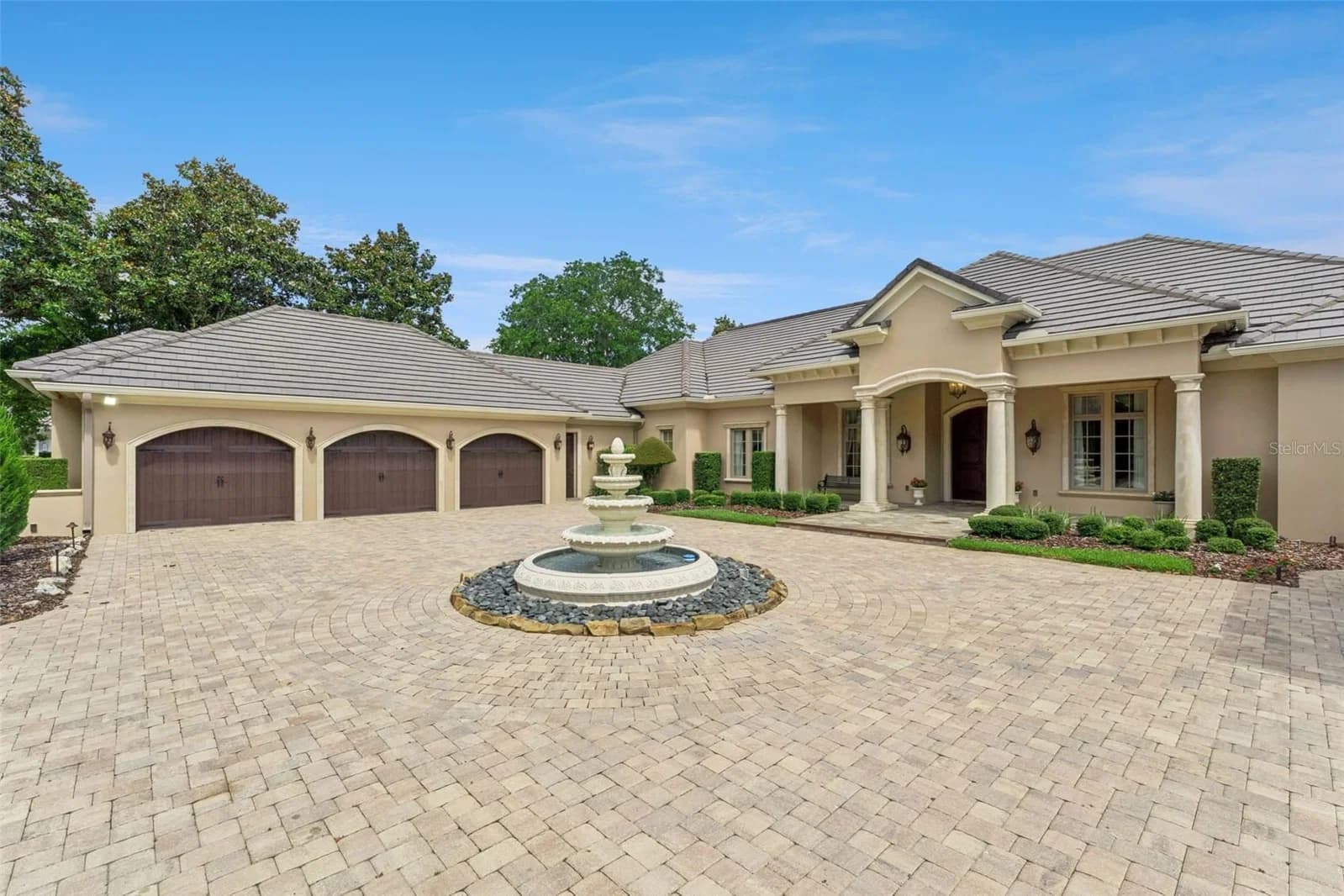 9225 BEVINGTON Lane, Orlando, FL 32827 3