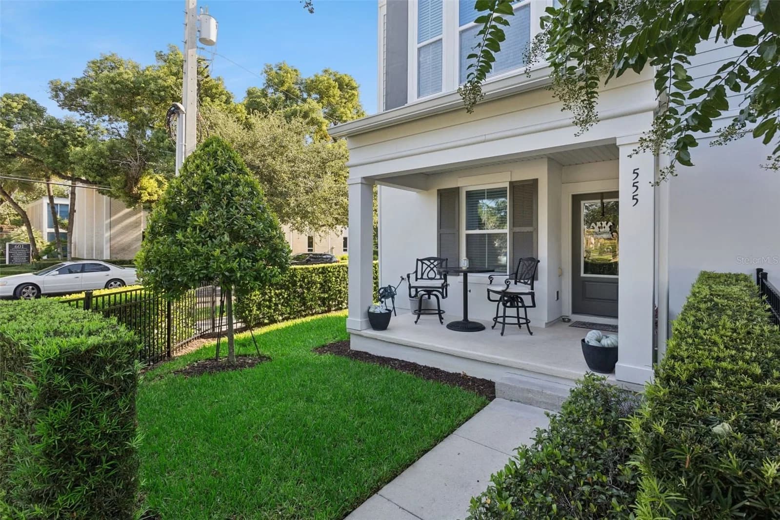 555 FERN CREEK Avenue #1, Orlando, FL 32803 2