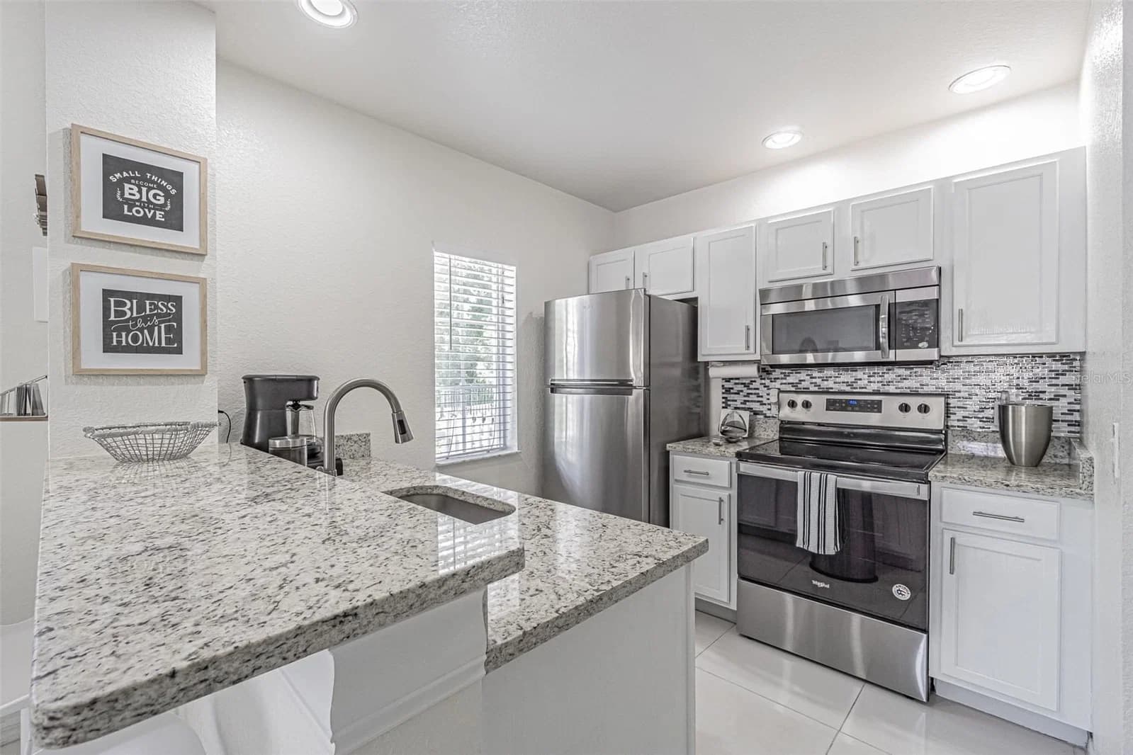 4001 SANTA MARIA Drive #107 5