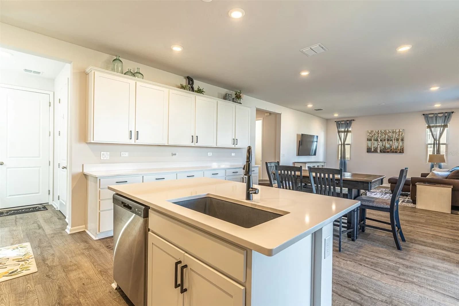 1123 SUGARWOOD 5