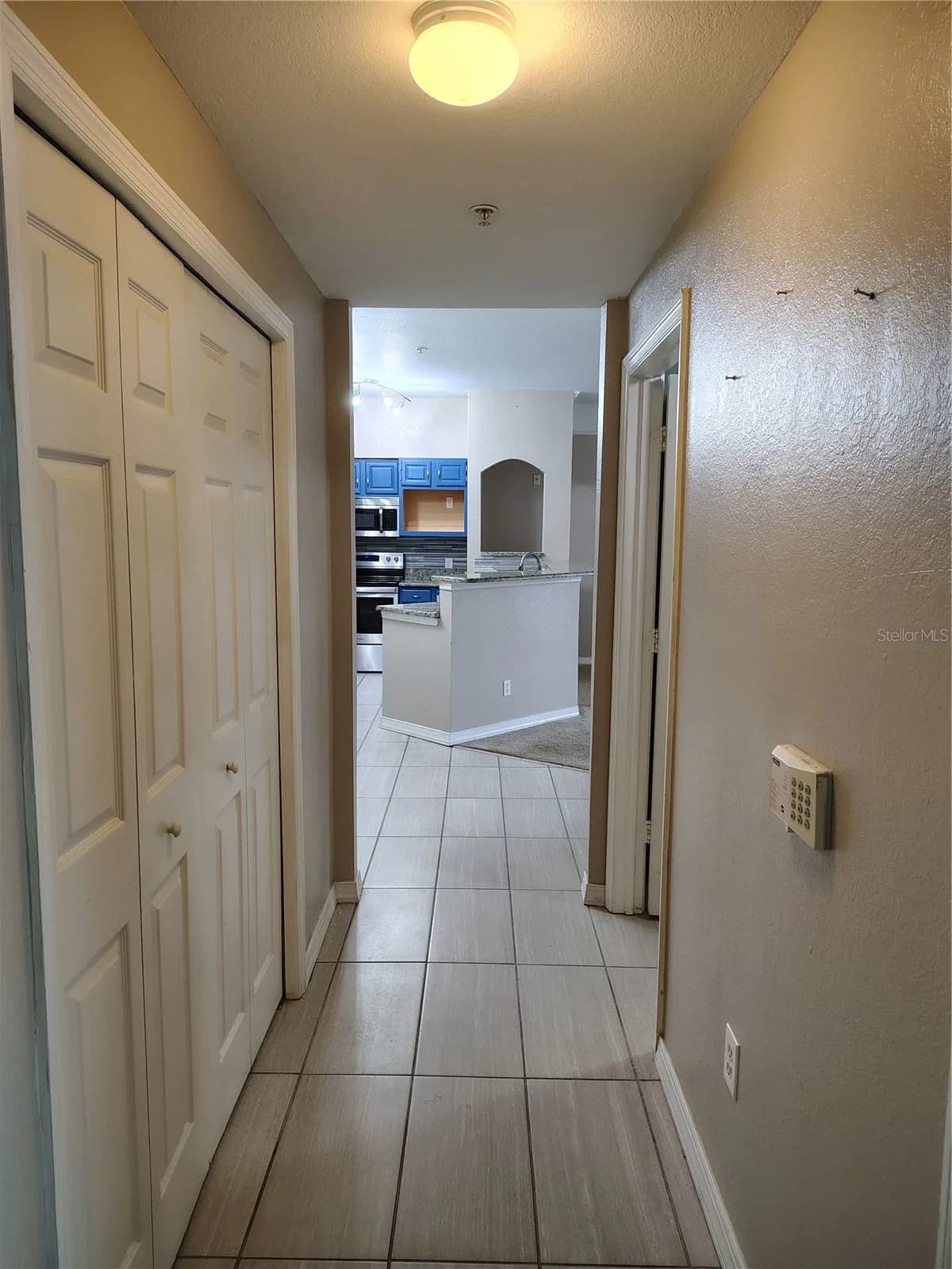 3315 PARKCHESTER SQUARE 4