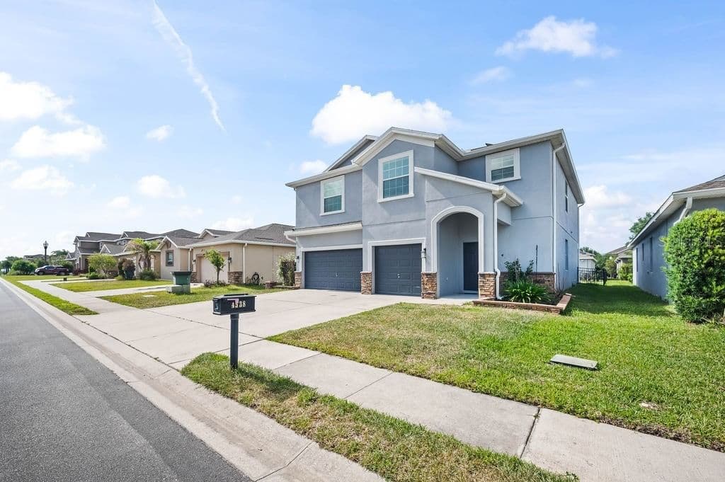 4538 CORTLAND 2