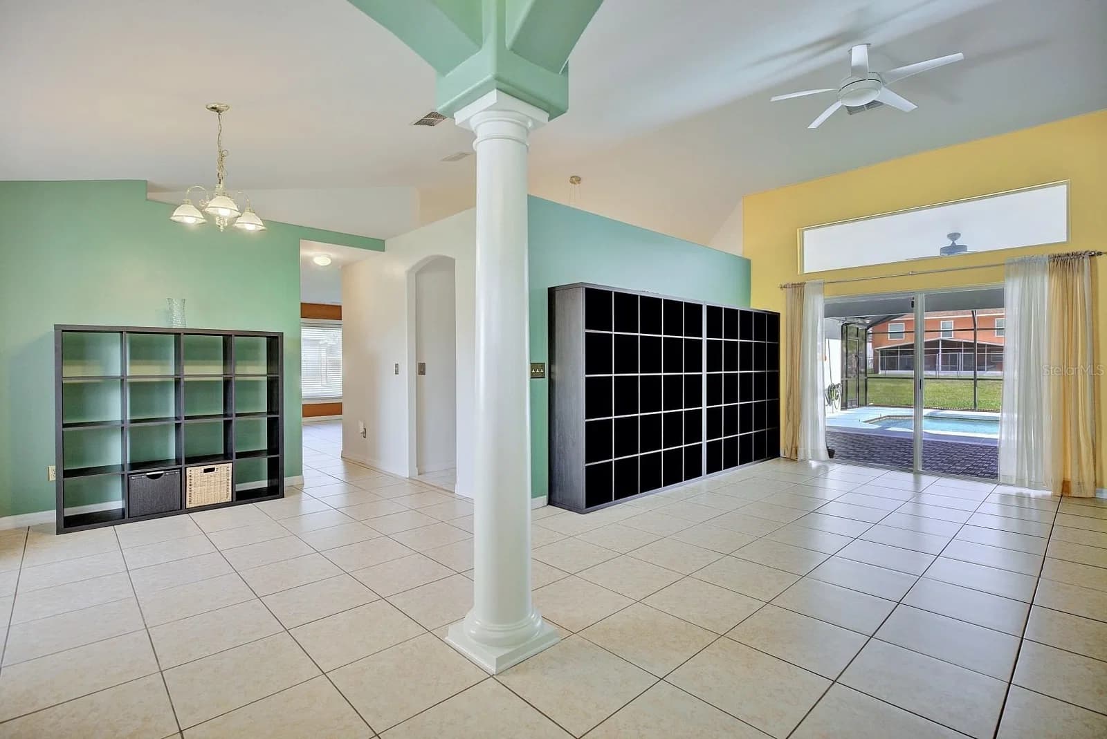 858 MENDOZA, Kissimmee, FL 34758 3
