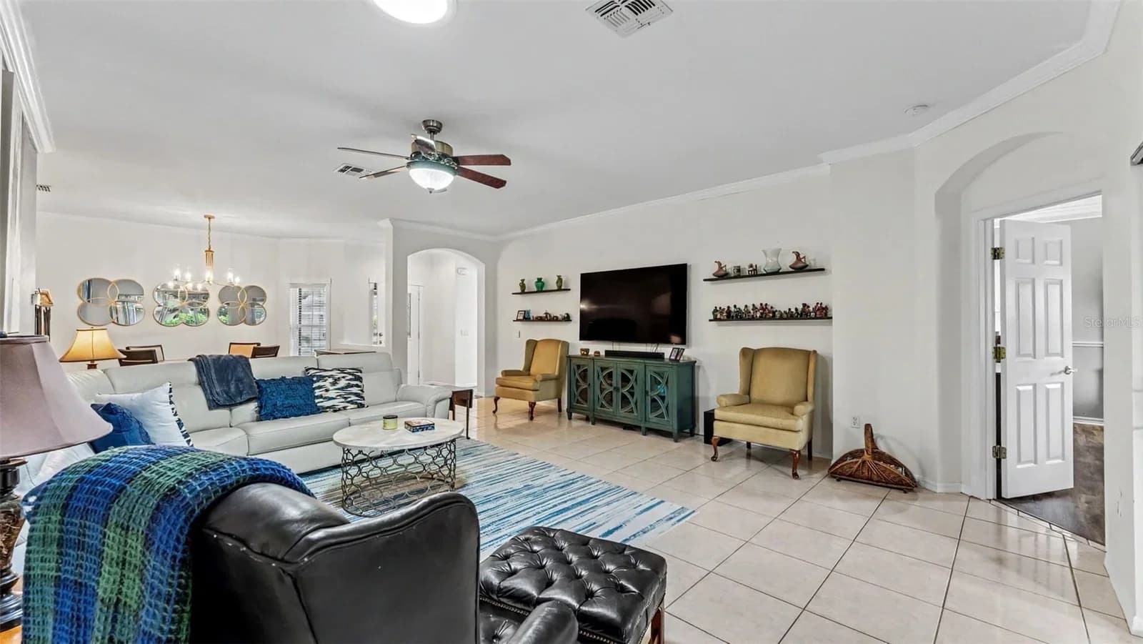 245 AMELIA Street 5