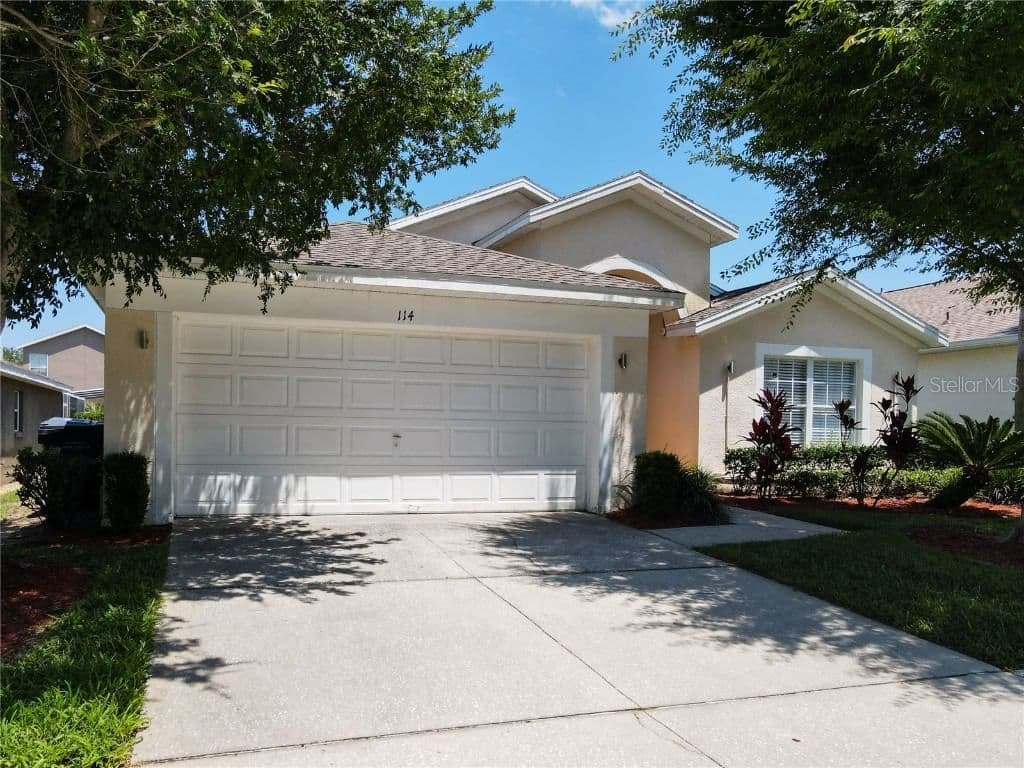 114 CASTLEMAIN 2