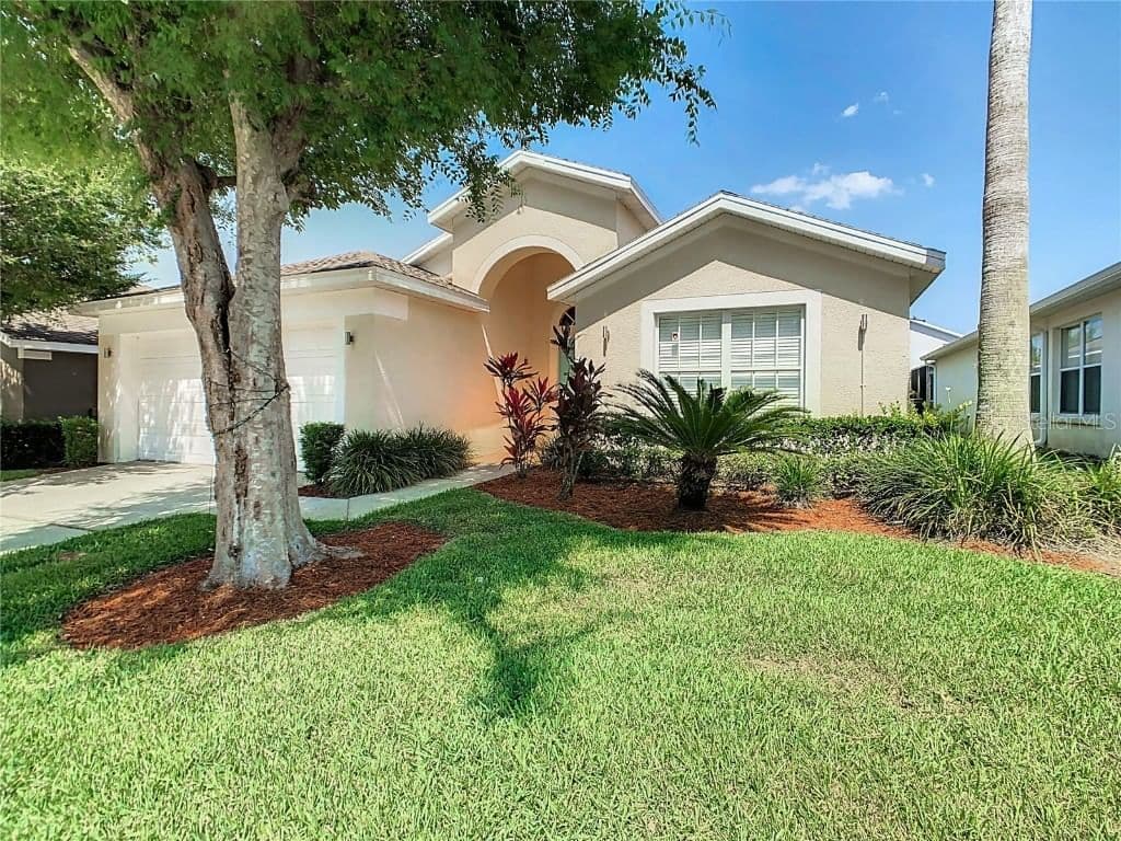 114 CASTLEMAIN 3