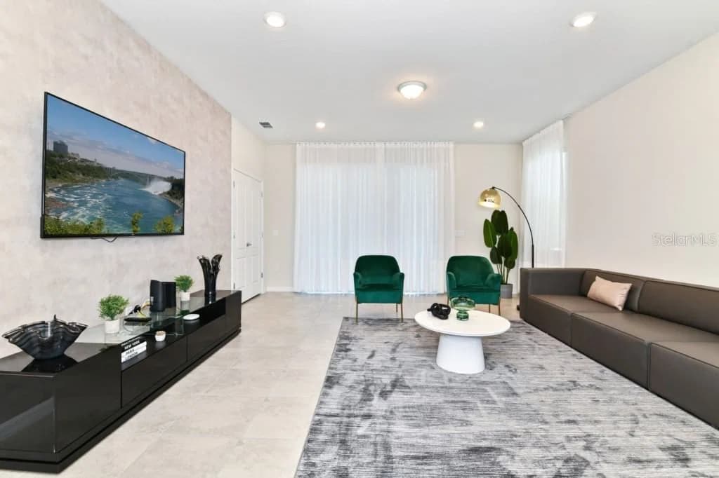 7252 OAKMOSS 3