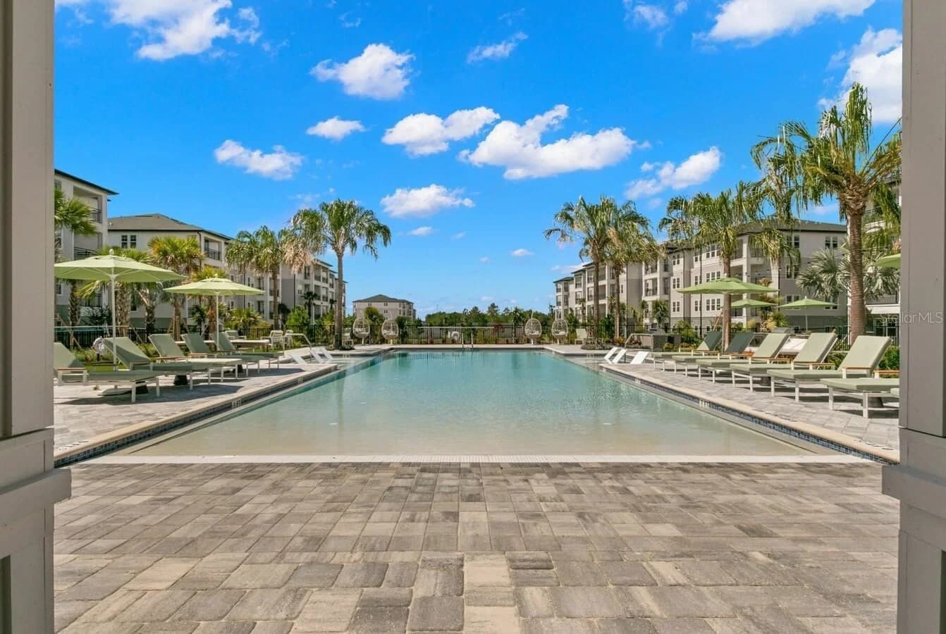 1310 RIDGEVIEW 3