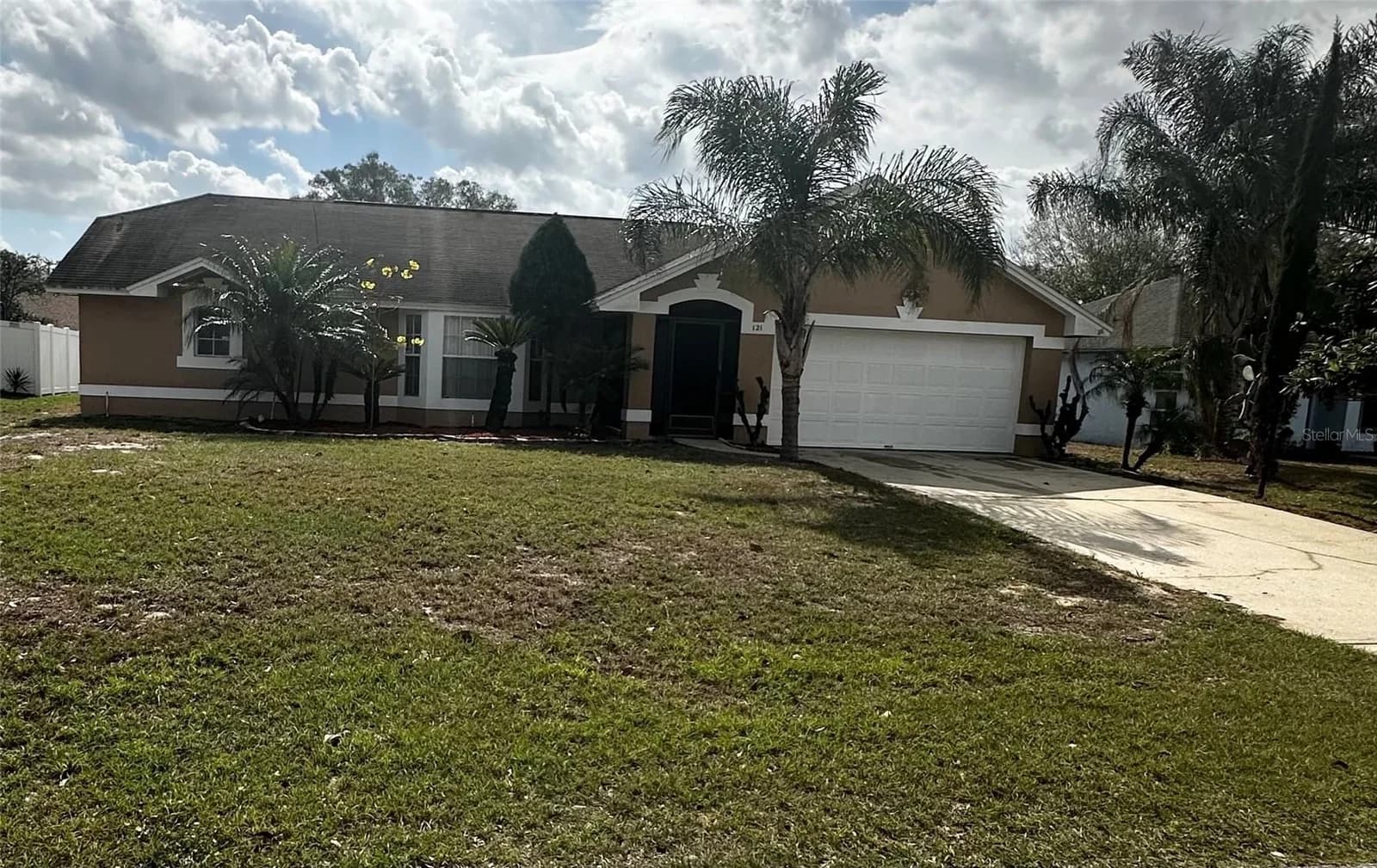 121 LOMA BONITA 3
