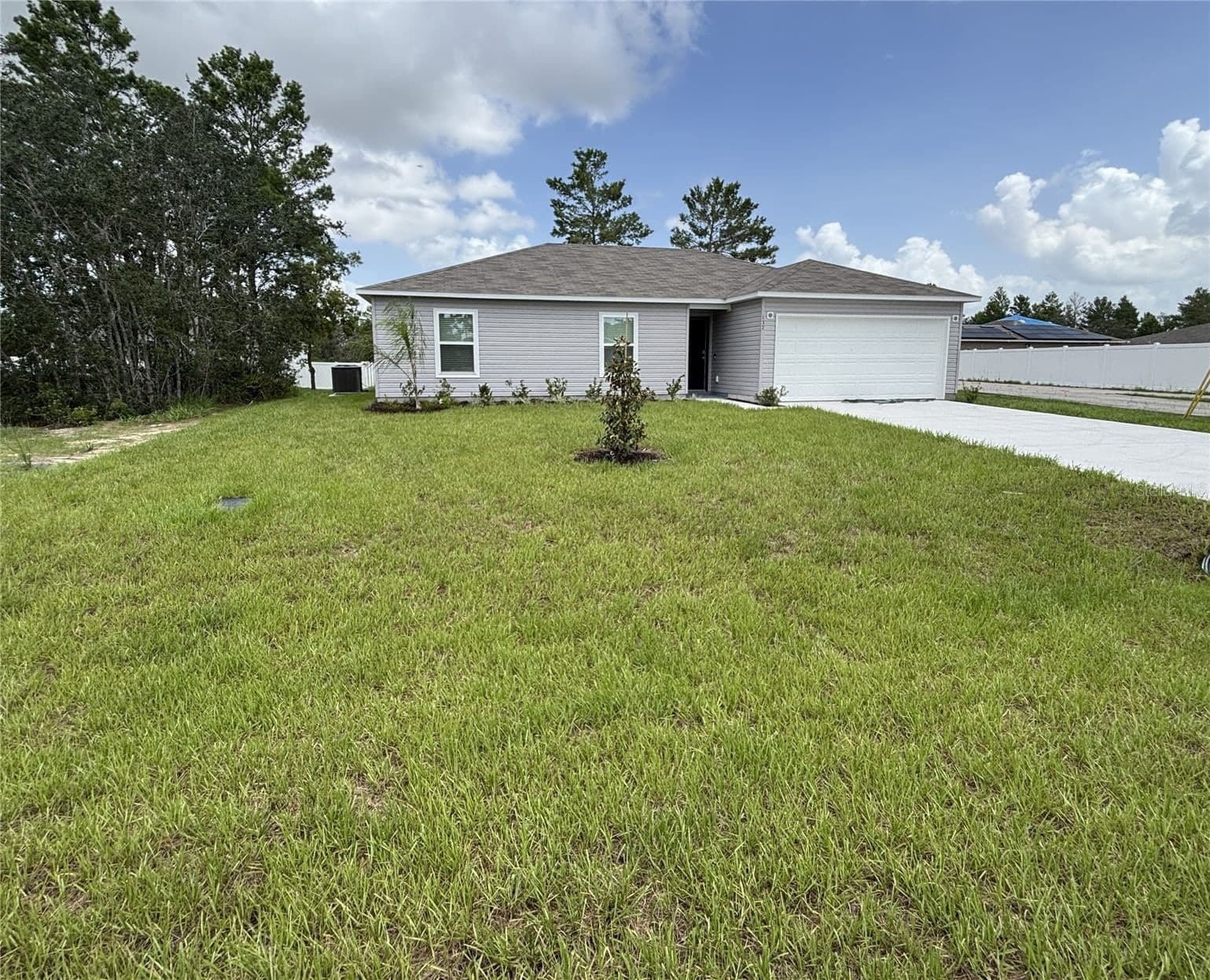 137 W MAPLE Drive, Kissimmee, FL 34759 2