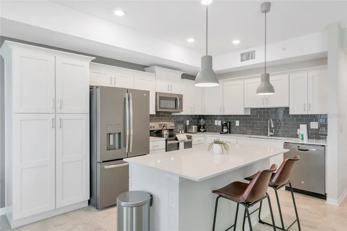 3121 PARADOX Circle #203, Kissimmee, FL 34746 3