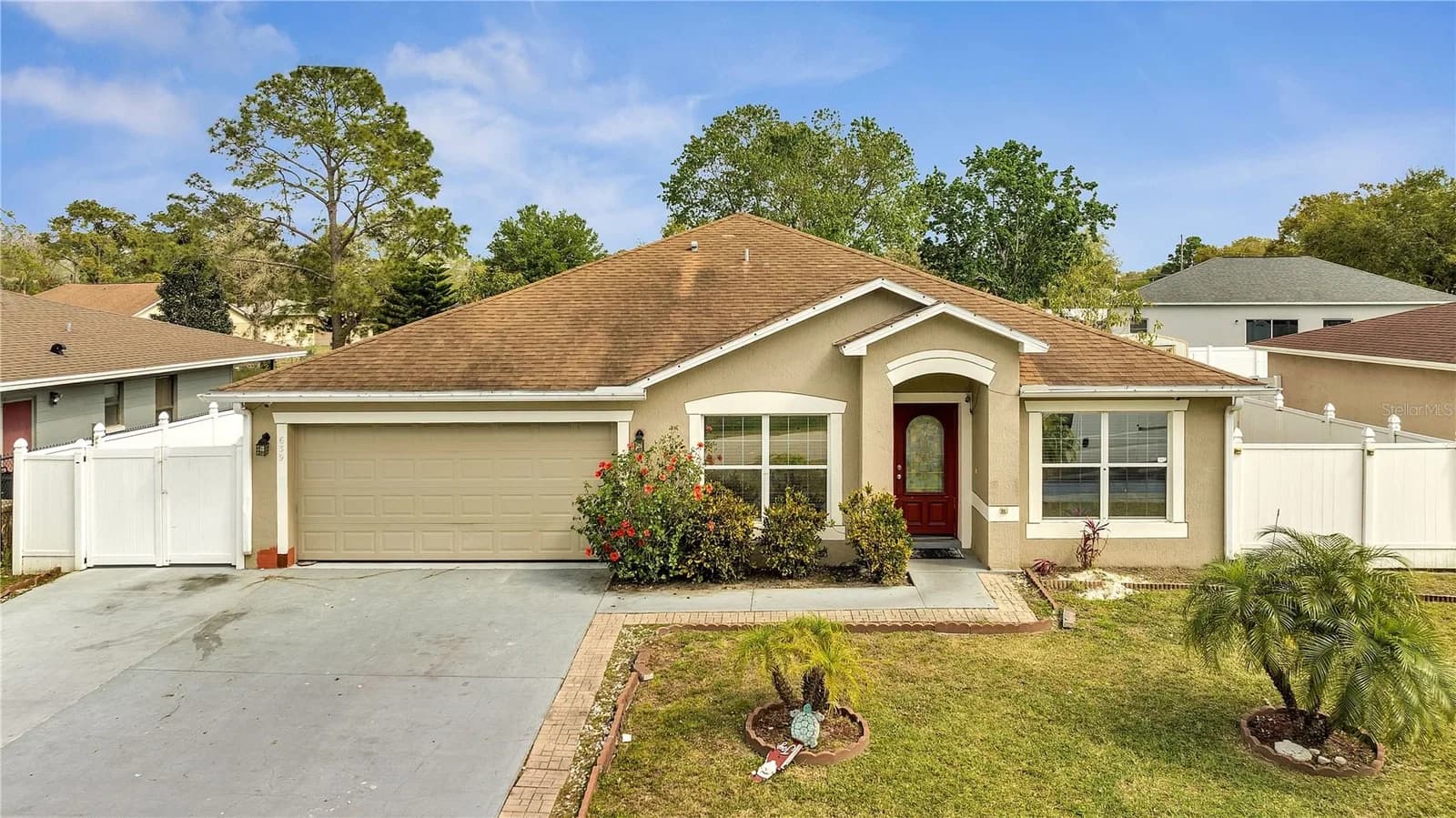 639 MESILLA Drive, Kissimmee, FL 34758 2