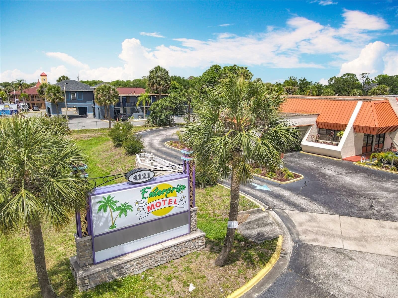 4121 VINE Street, Kissimmee, FL 34741 2