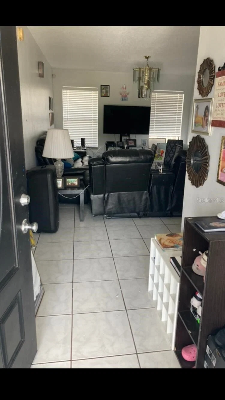 303 COCOA Court 5