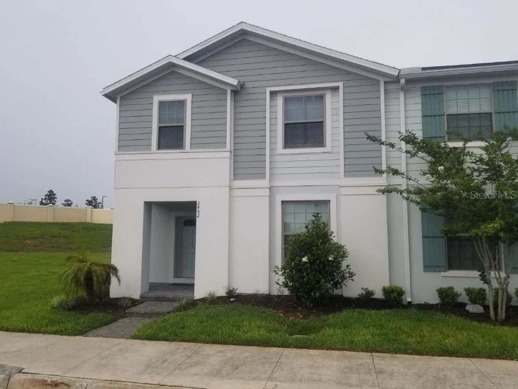 2452 DUBAI ST, Kissimmee, FL 34747