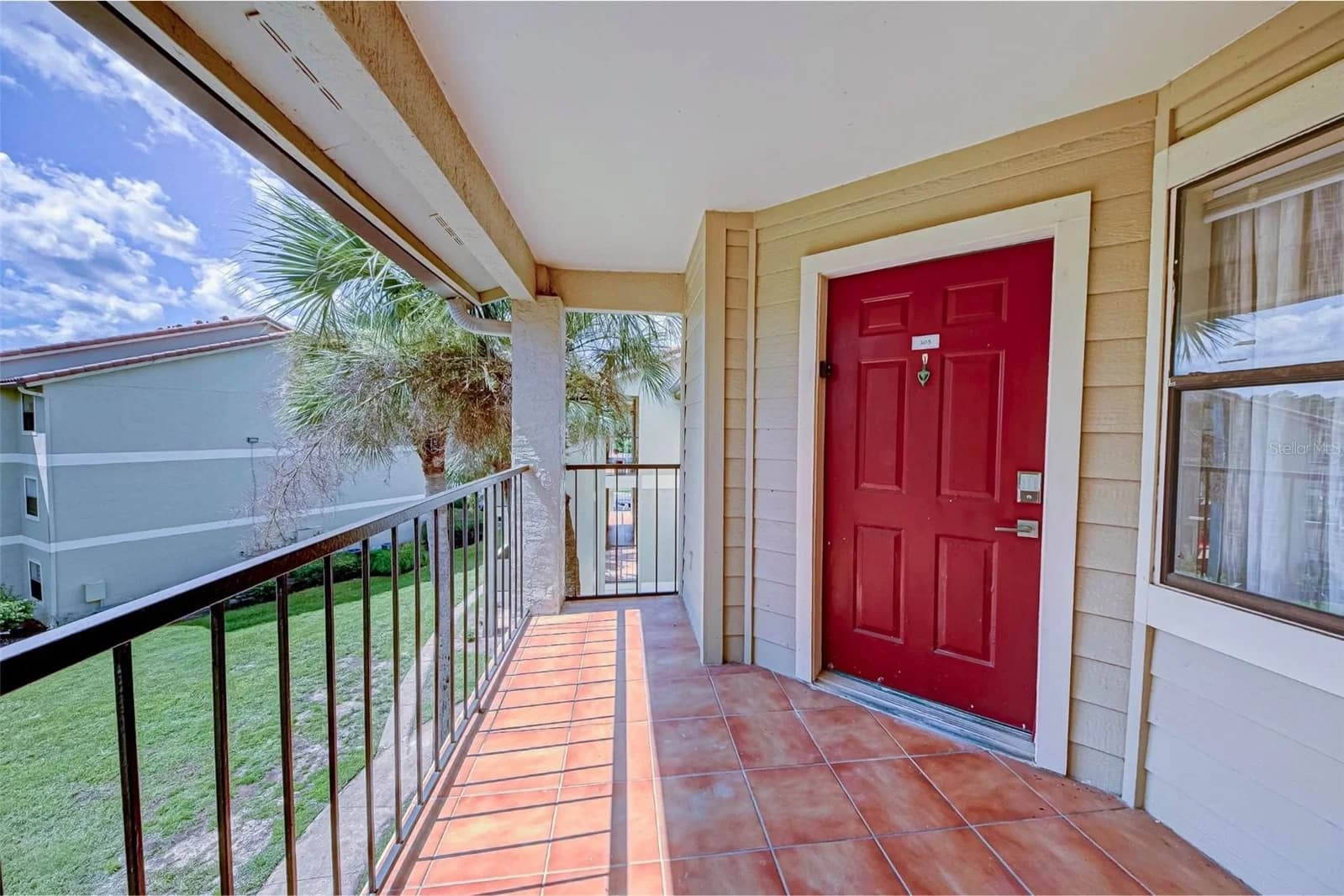 3038 PARKWAY Boulevard #305 4