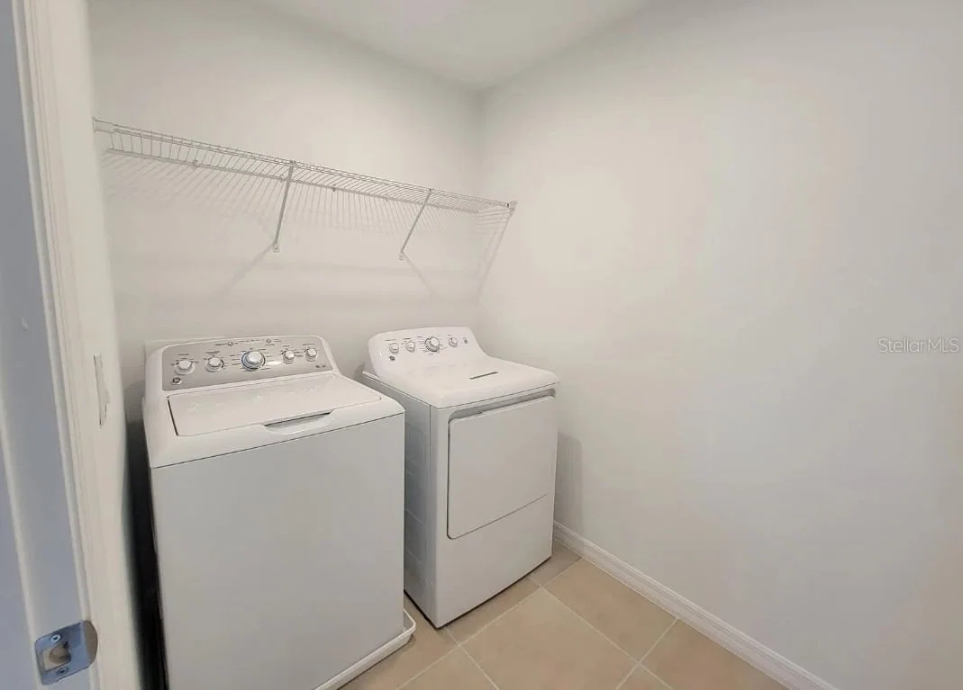 216 AQUAMARINE, Kissimmee, FL 34758 2