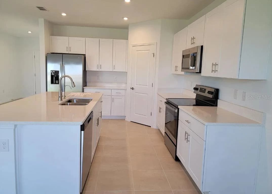 216 AQUAMARINE, Kissimmee, FL 34758 3