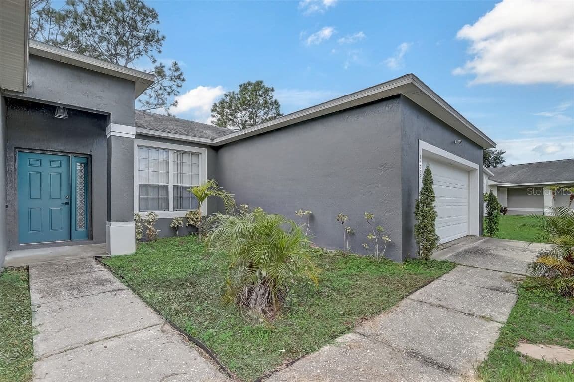 1023 EMBRUN 4