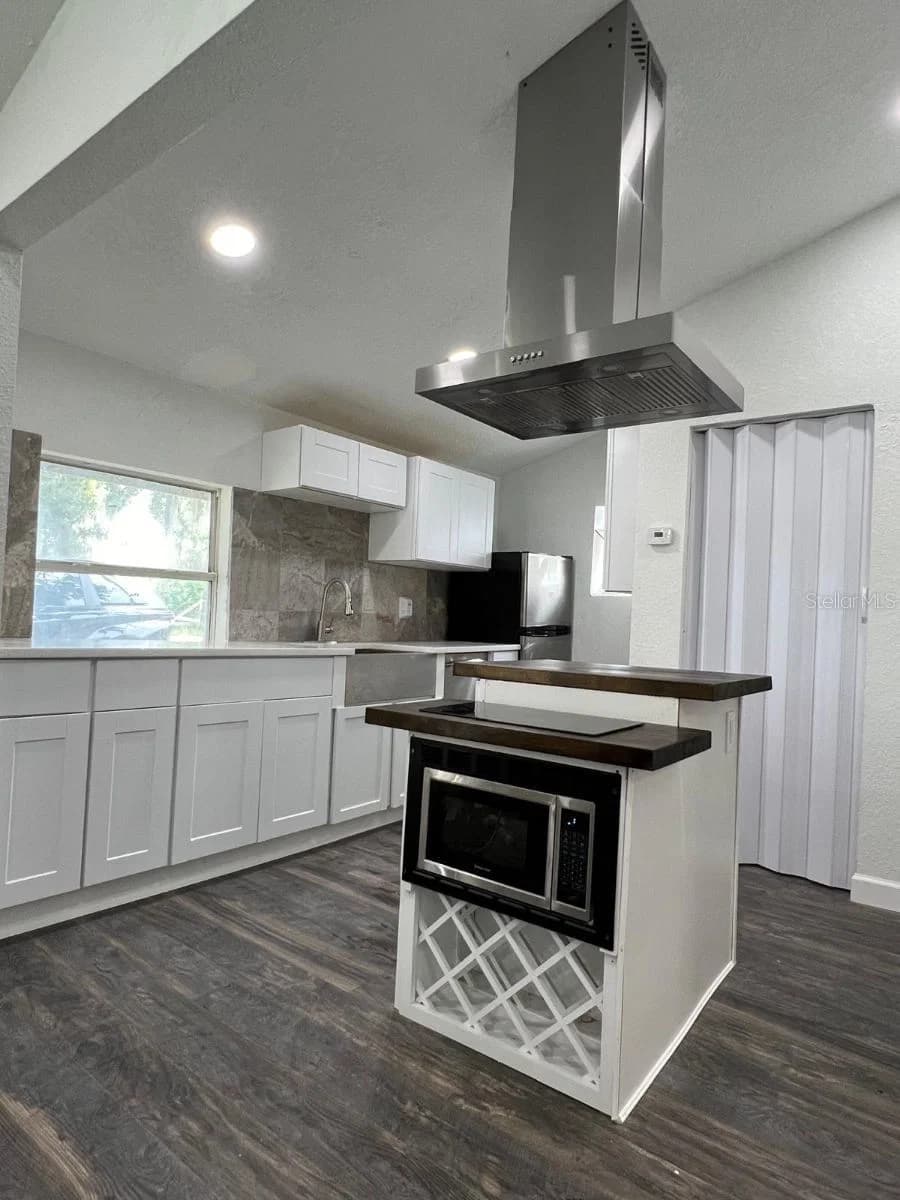1526 LAKEWOOD 4