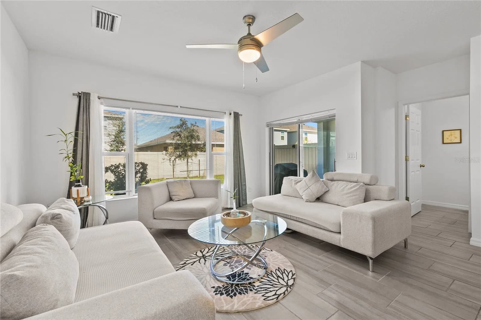 1286 WISPY CYPRESS 4