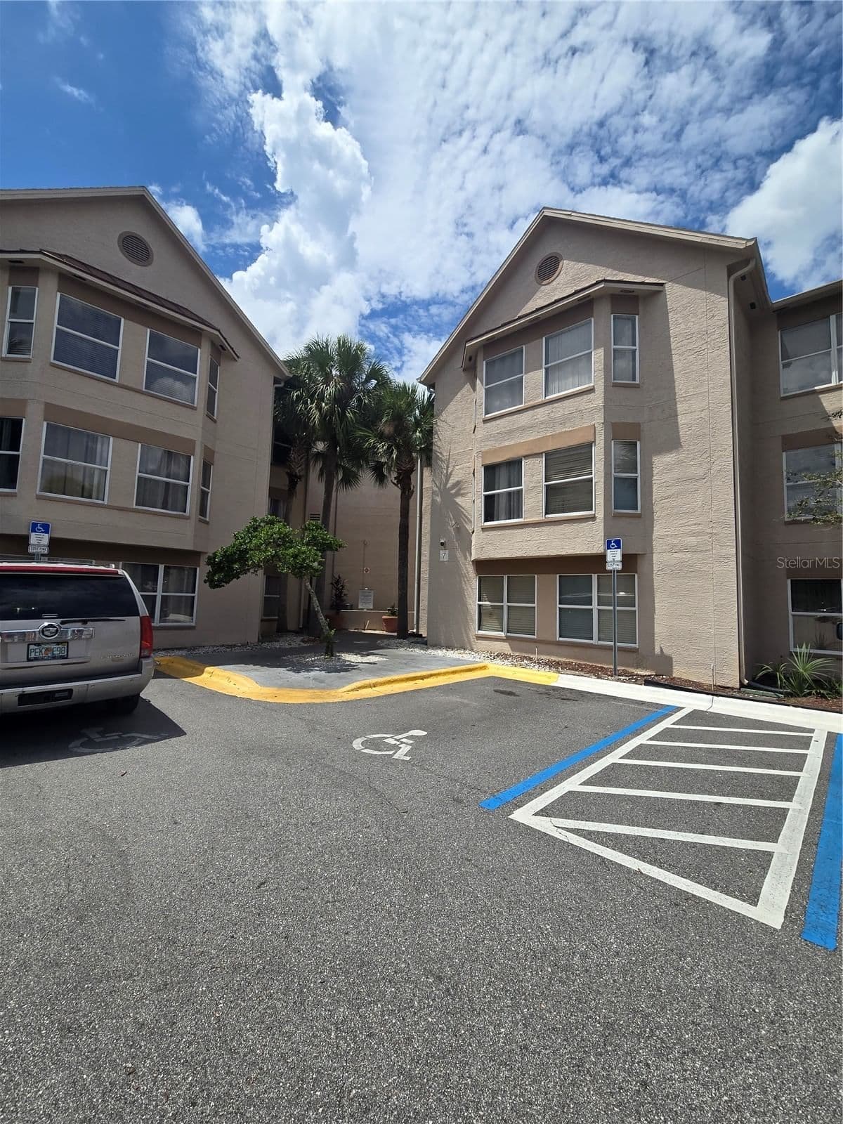 3100 PARKWAY, Kissimmee, FL 34747 2
