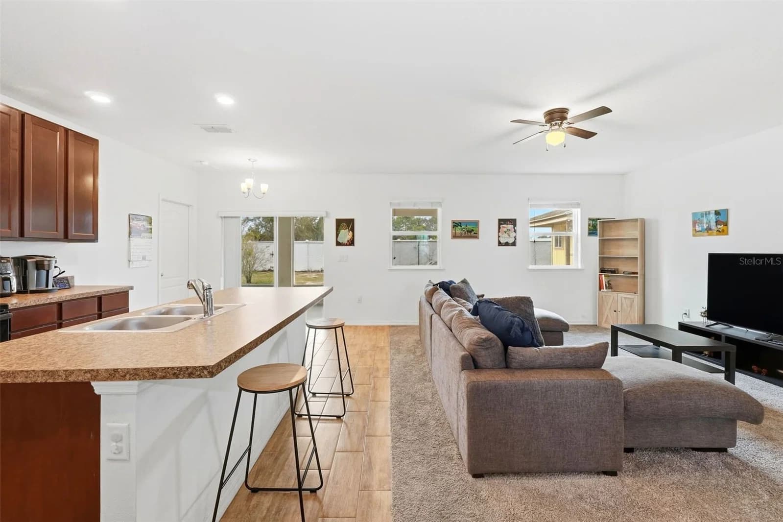 875 FRASER 5