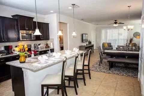 8956 RHODES, Kissimmee, FL 34747 3