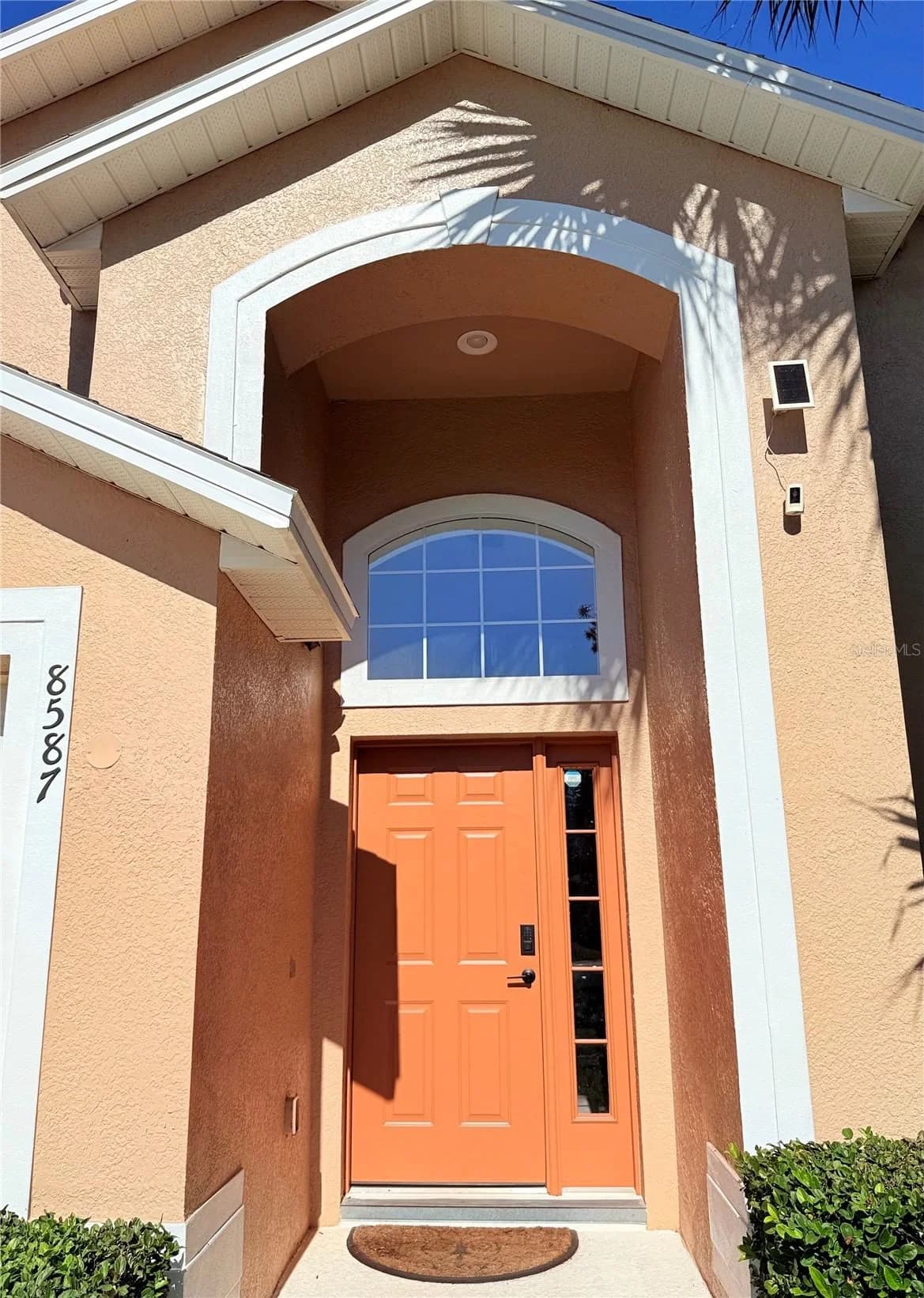 8587 SUNRISE KEY 4