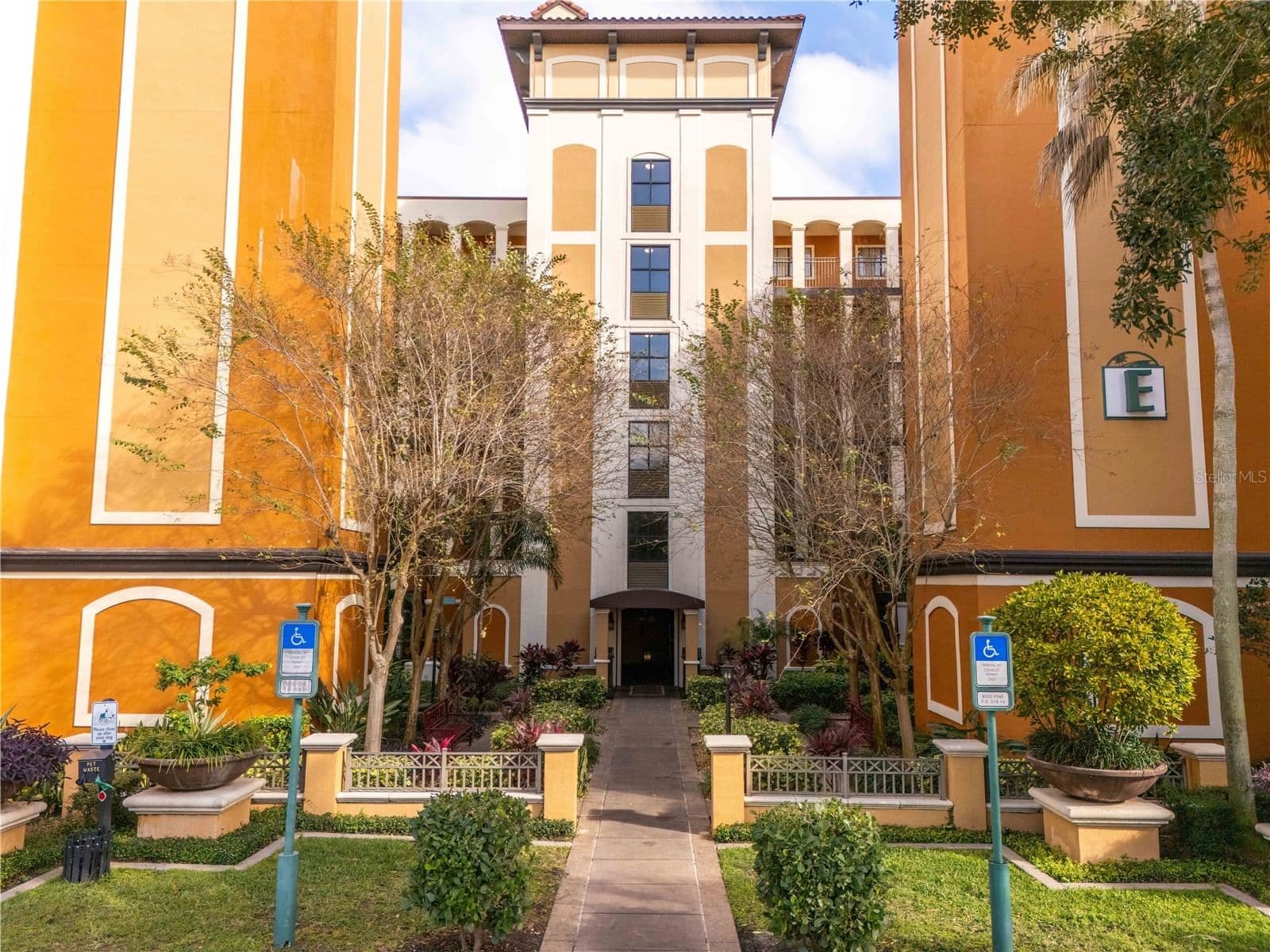 12527 FLORIDAYS RESORT Drive #611-E, Orlando, FL 32821